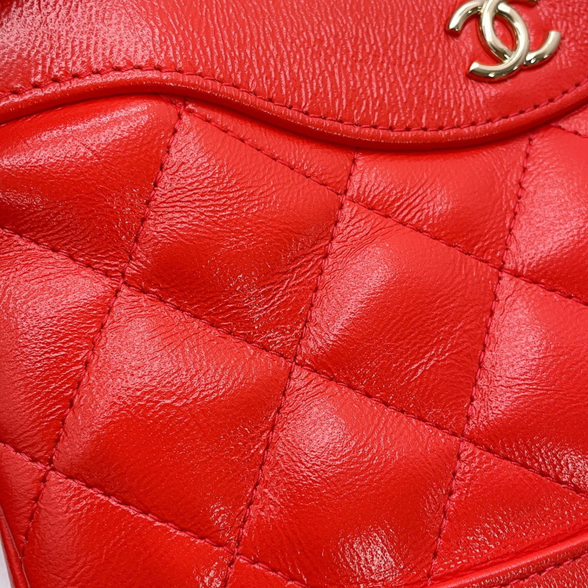 Chanel Matelasse Coral Color Handbag (Pre-Owned)
