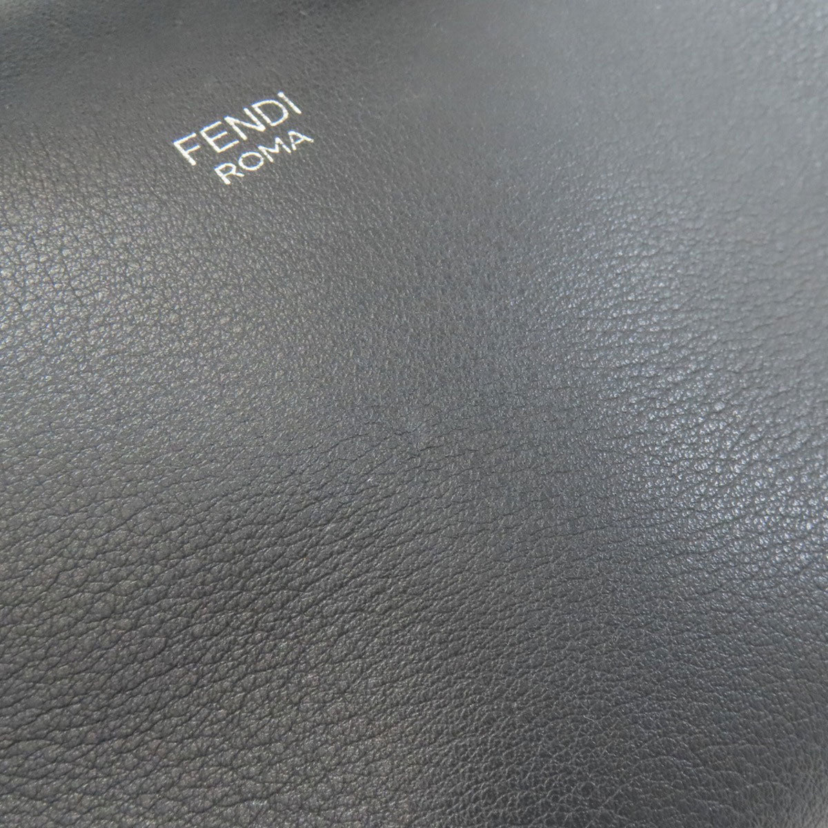 Fendi Black Leather Handbag (Pre-Owned)