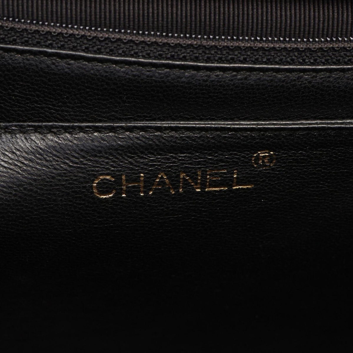 Chanel Black Grained Calfskin Handbag (Pre-Owned)