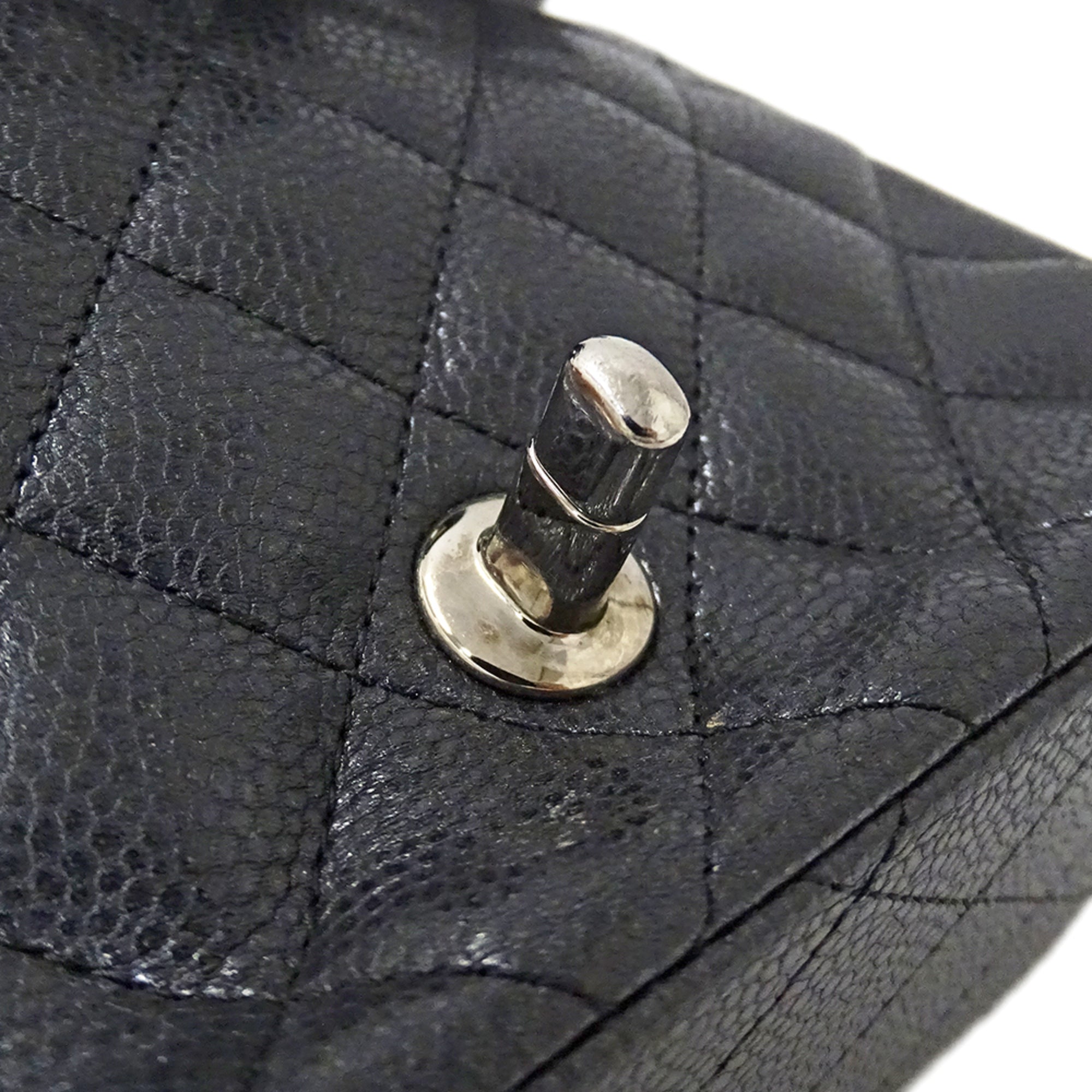 Chanel Black Grained Calfskin Handbag Shoulder Bag (Pre-Owned)