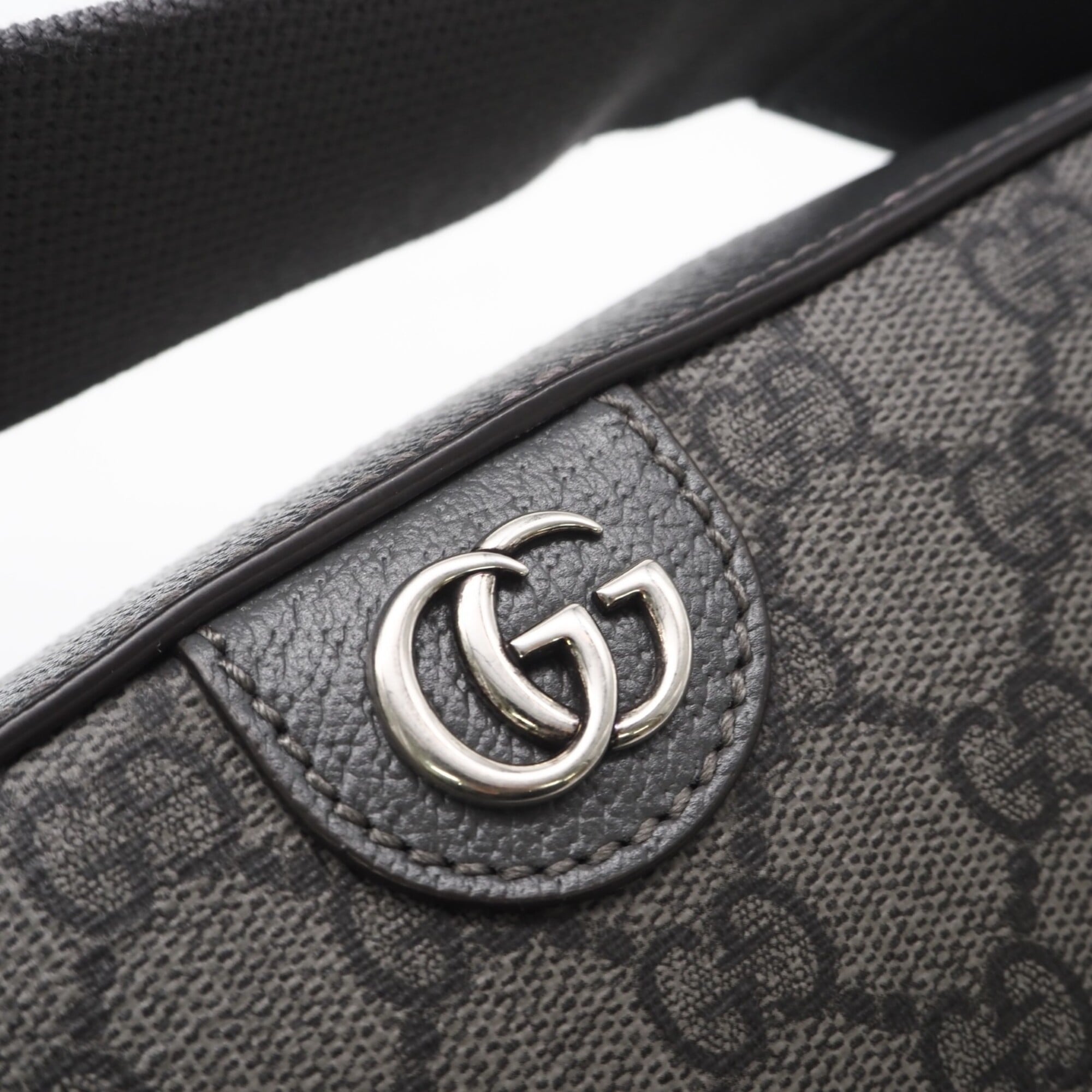 Gucci Gray Canvas Shoulder Bag (Pre-Owned)