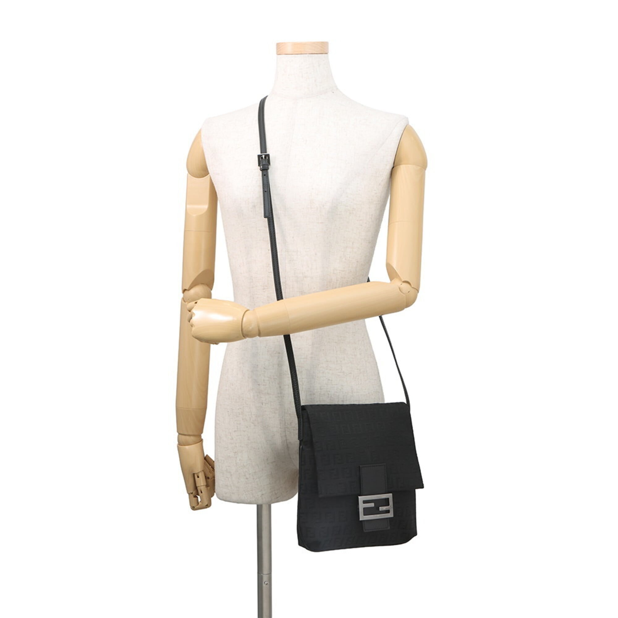 Fendi Black Zucchino Handbag Shoulder Bag (Pre-Owned)