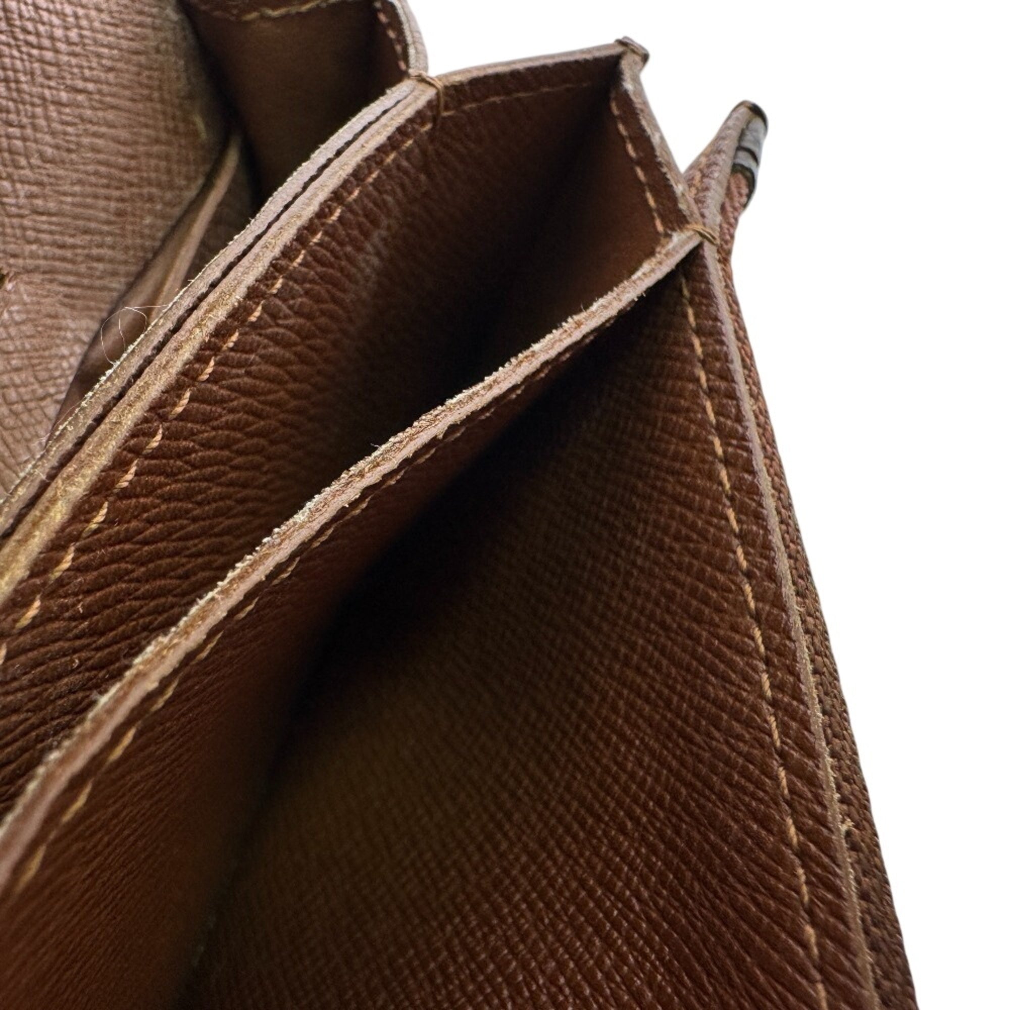 Louis Vuitton Brown Monogram Monogram Long Wallet (Bi-Fold) (Pre-Owned)