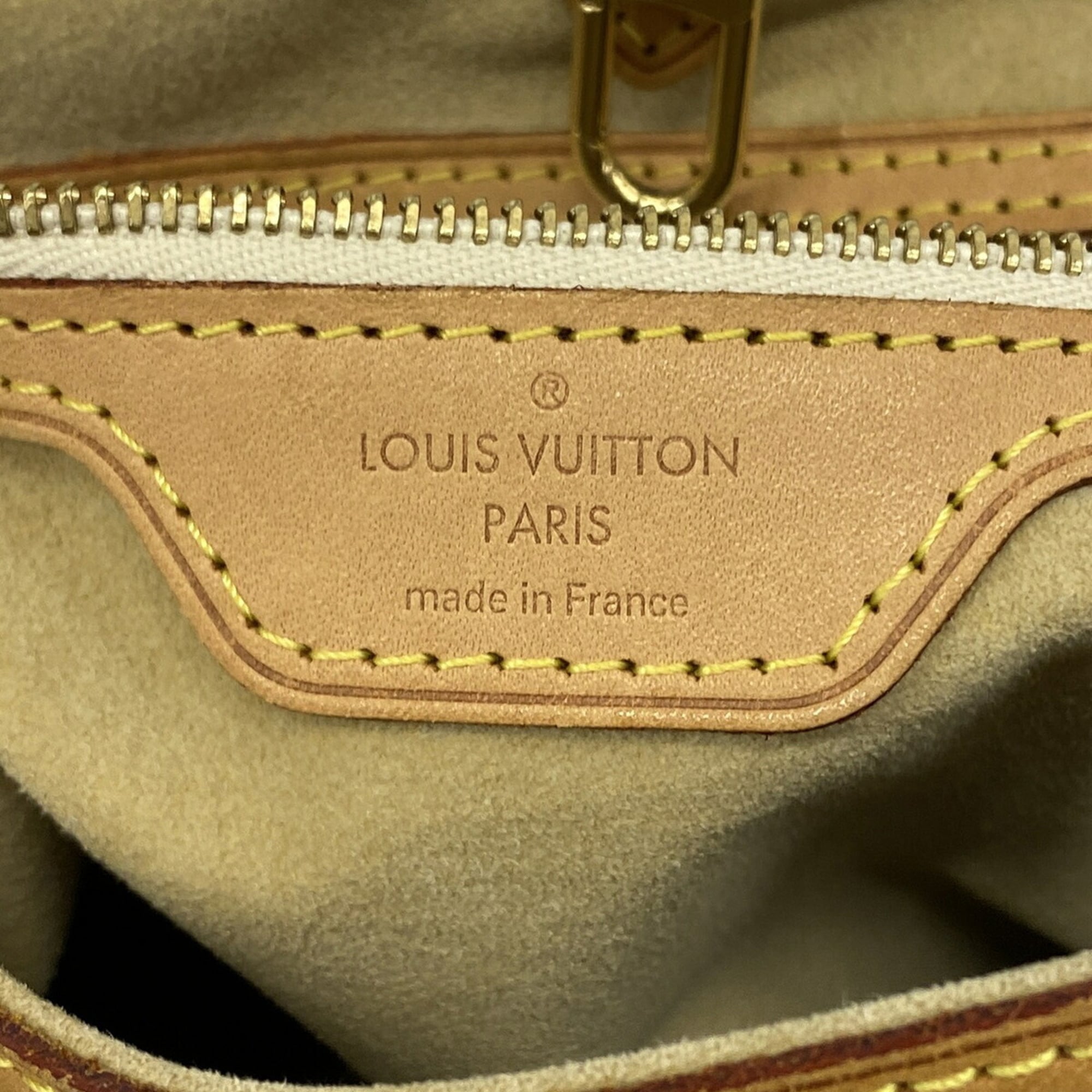 Louis Vuitton White Tote Bag (Pre-Owned)