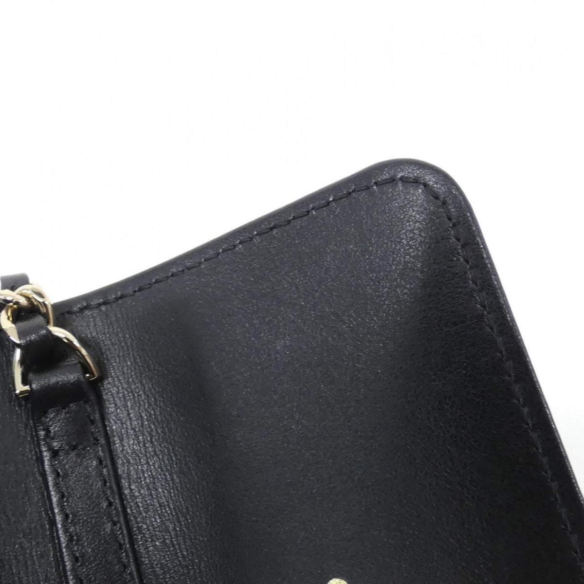 Chanel Black Leather Handbag Shoulder Bag (Pre-Owned)