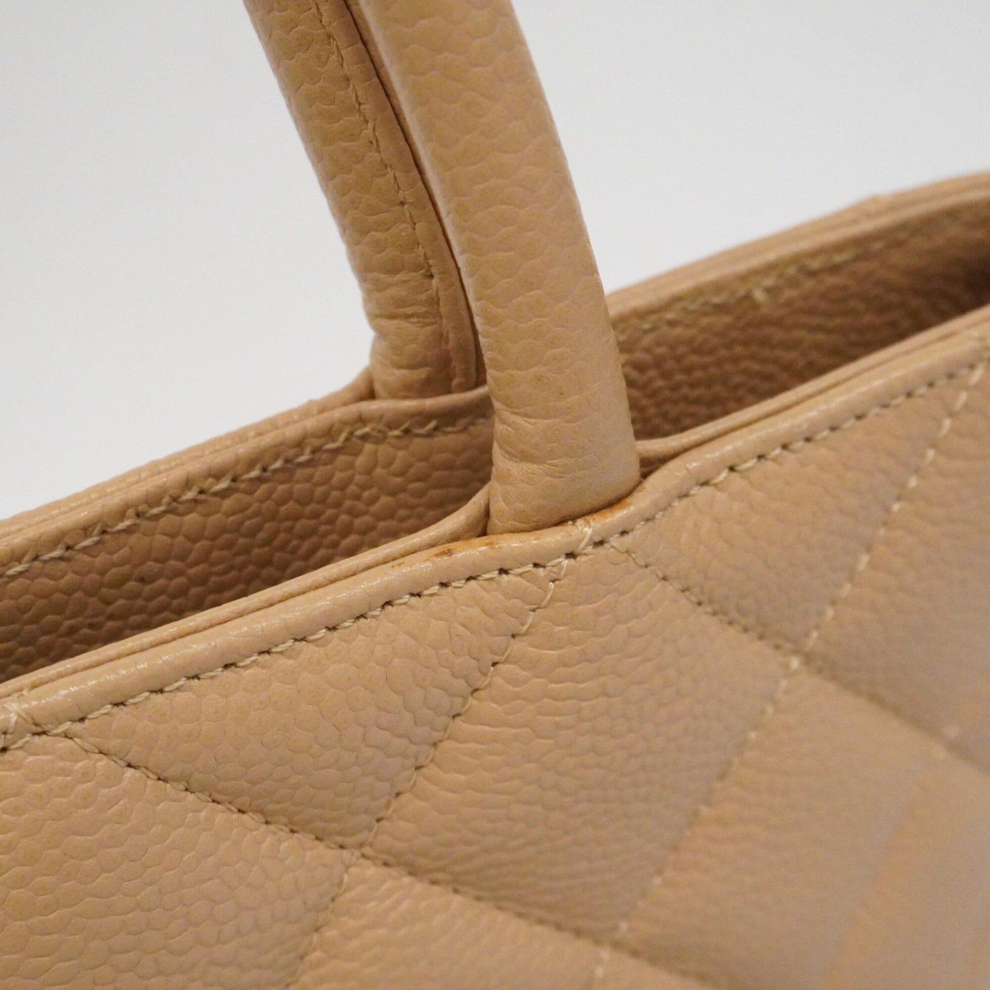Chanel Beige Grained Calfskin Tote Bag (Pre-Owned)