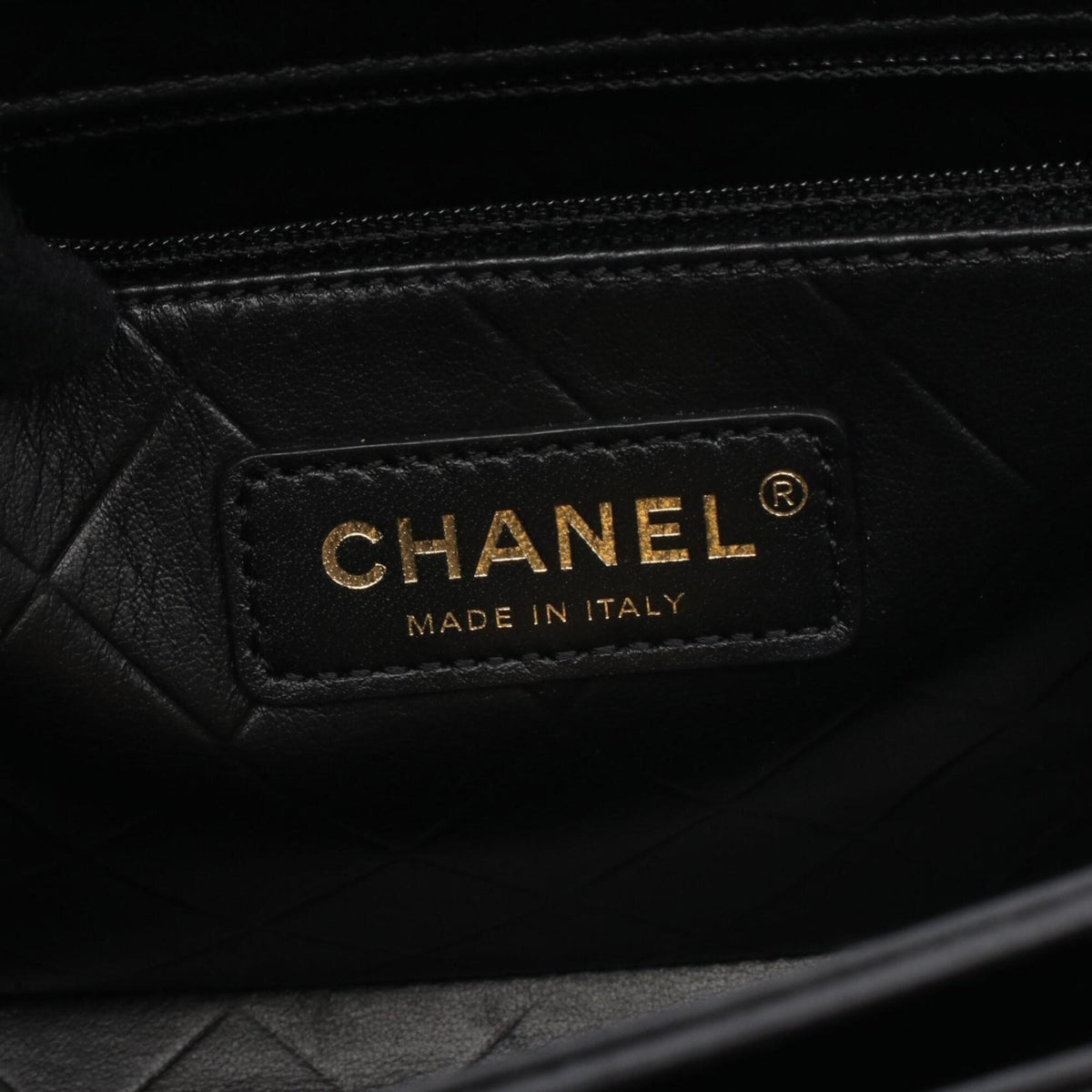Chanel Black Leather Handbag Shoulder Bag (Pre-Owned)