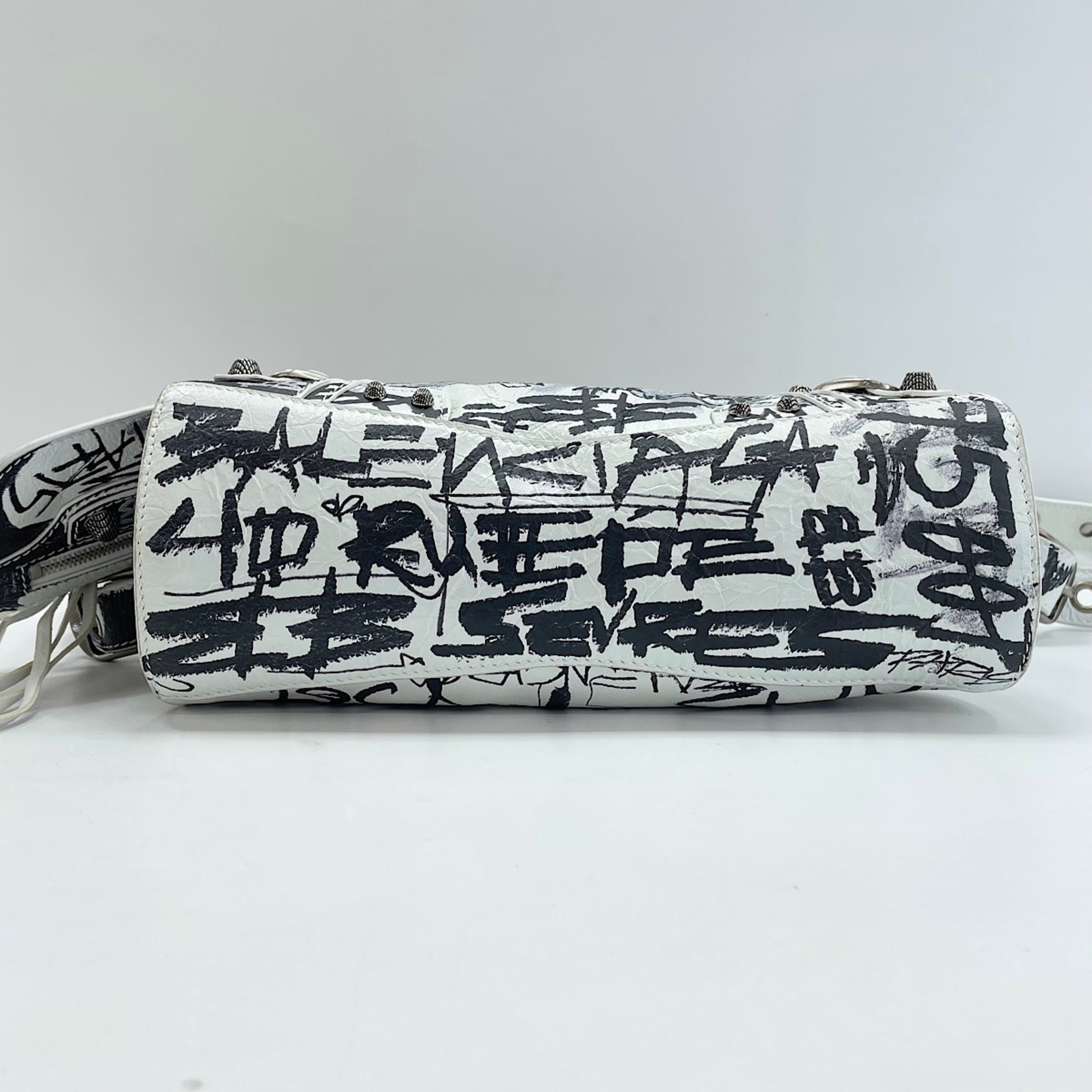 Balenciaga White Leather Handbag (Pre-Owned)