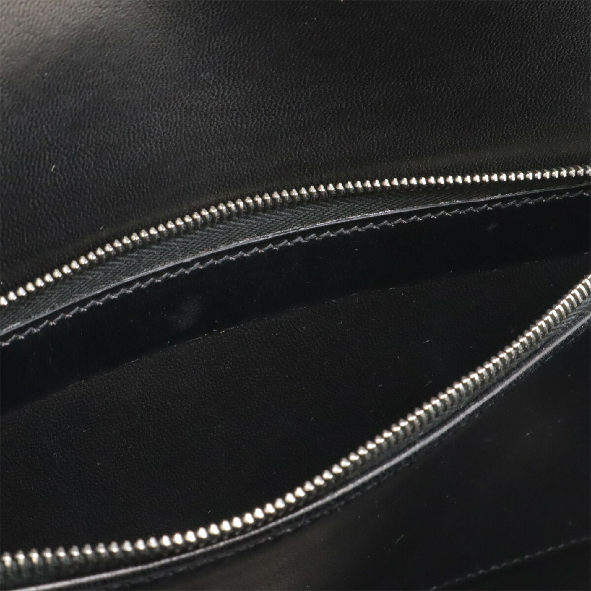 Hermes Black Box Calf Leather Shoulder Bag (Pre-Owned)