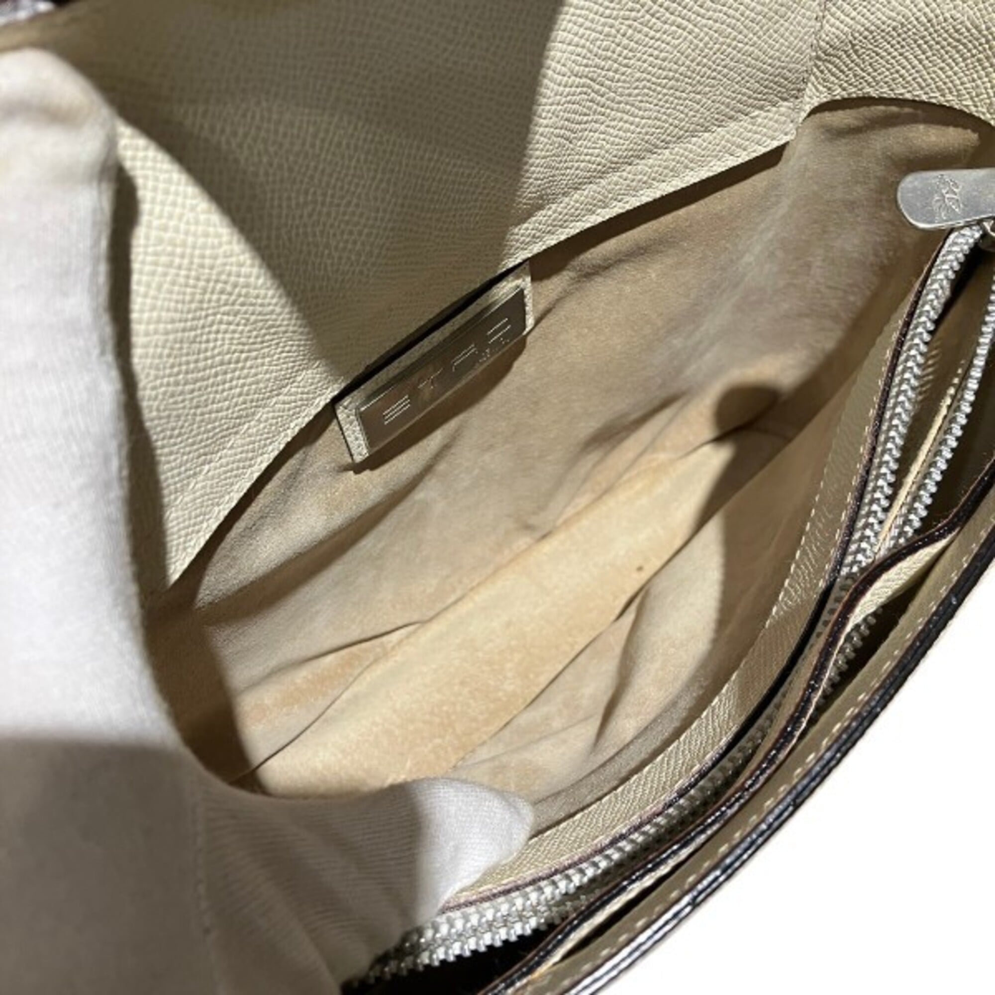 Etro Ivory Leather Handbag (Pre-Owned)