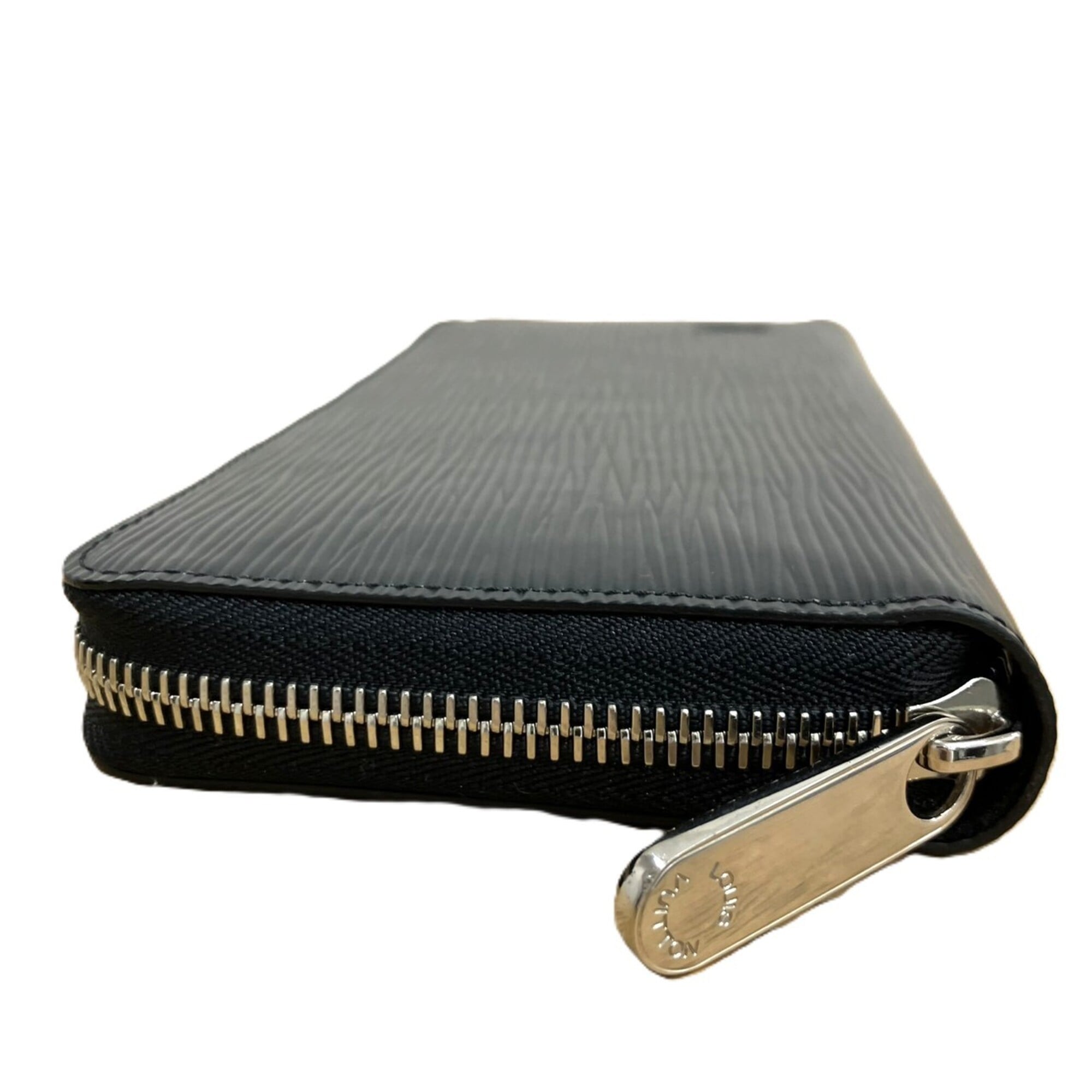 Louis Vuitton Epi Black Noir Epi Leather Long Wallet (Bi-Fold) (Pre-Owned)