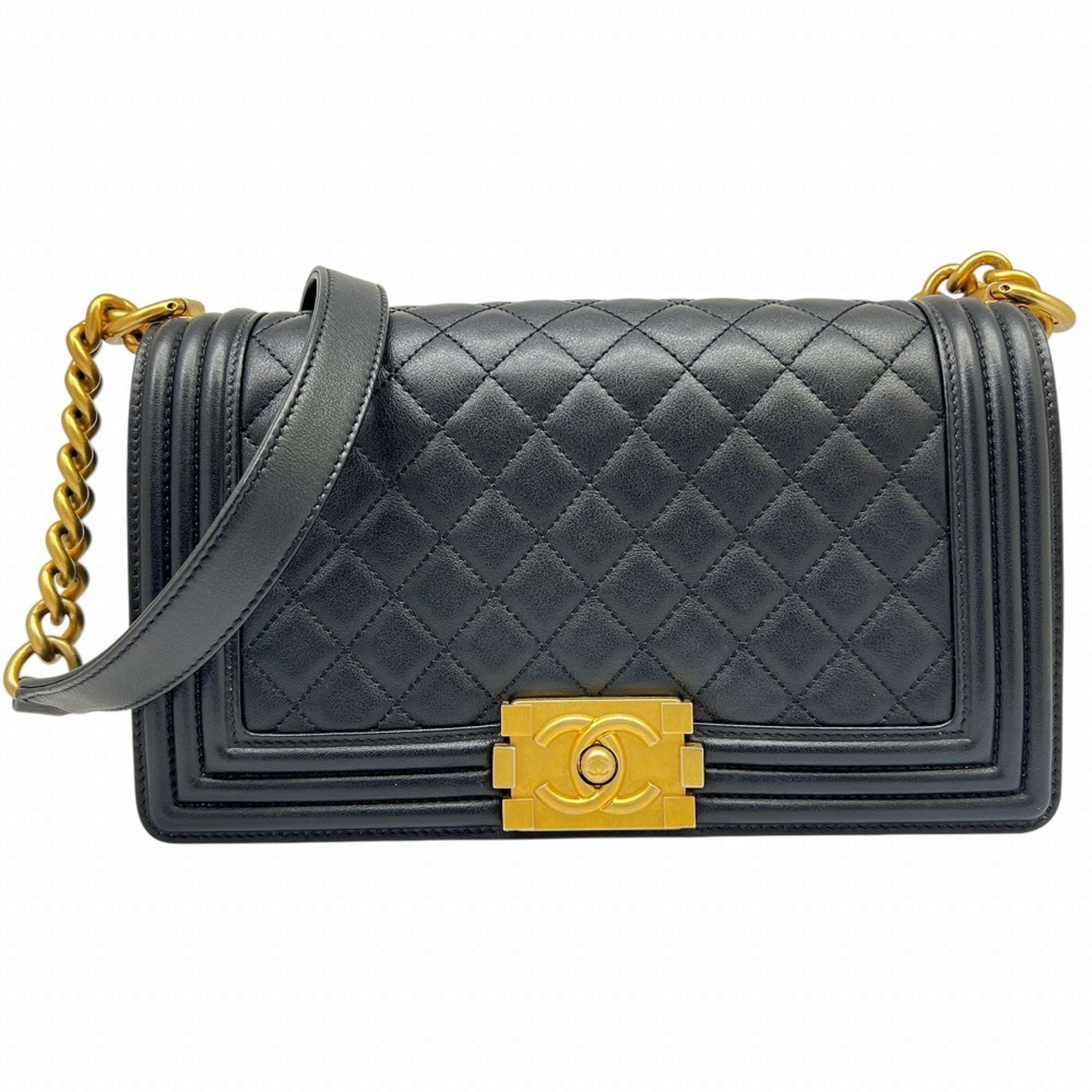 Chanel Matelasse Black Leather Shoulder Bag (Pre-Owned)