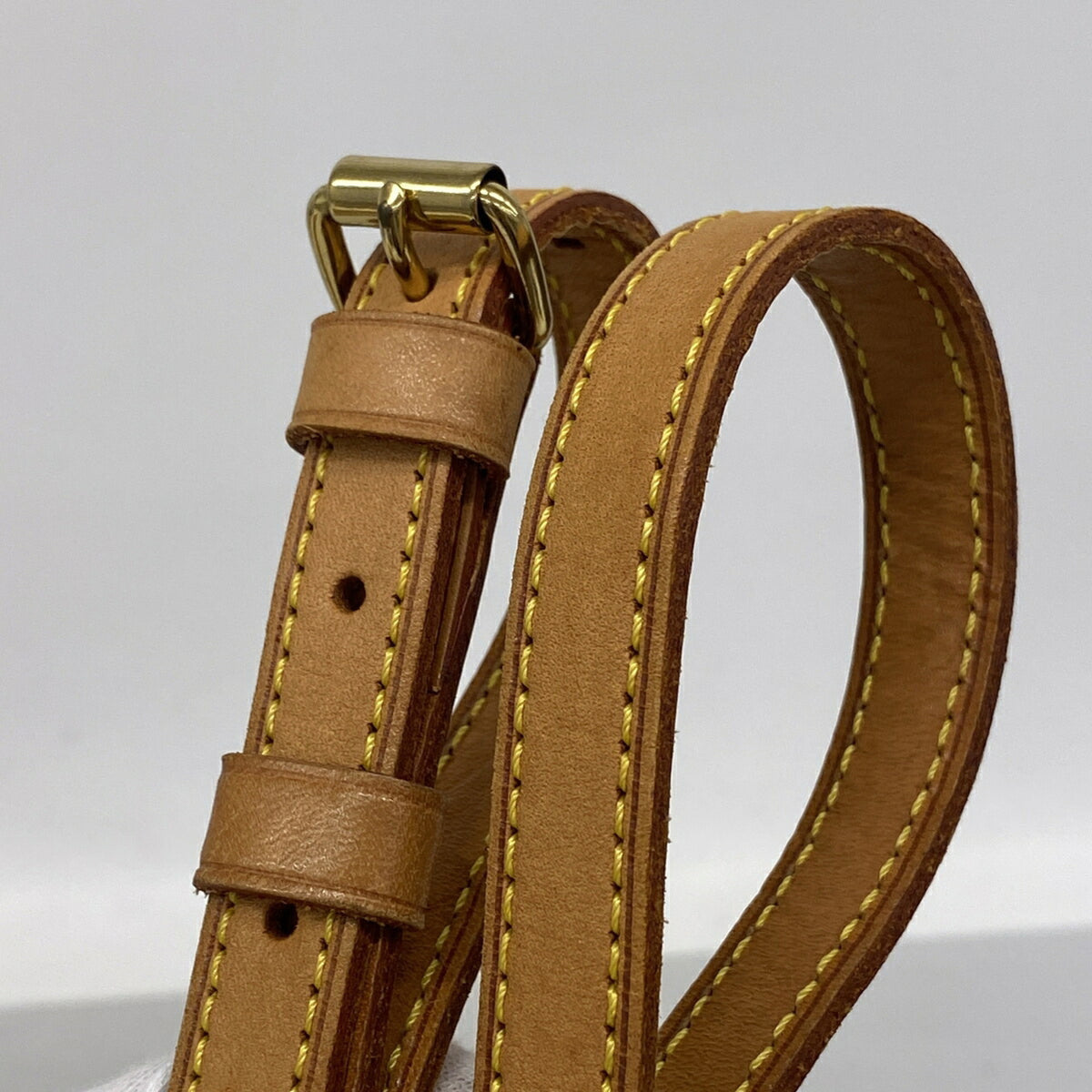 Louis Vuitton Brown Shoulder Bag (Pre-Owned)