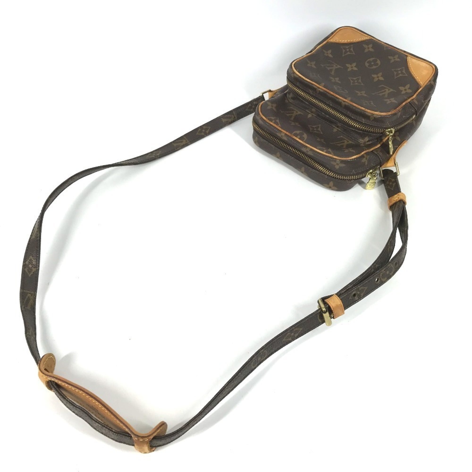 Louis Vuitton Monogram Brown Monogram Pochette Shoulder Bag (Pre-Owned)