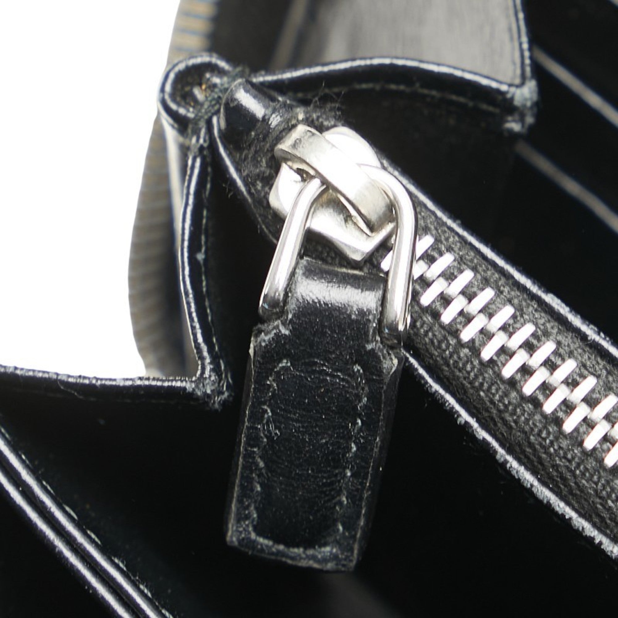 Prada Black Leather Long Wallet (Bi-Fold) (Pre-Owned)