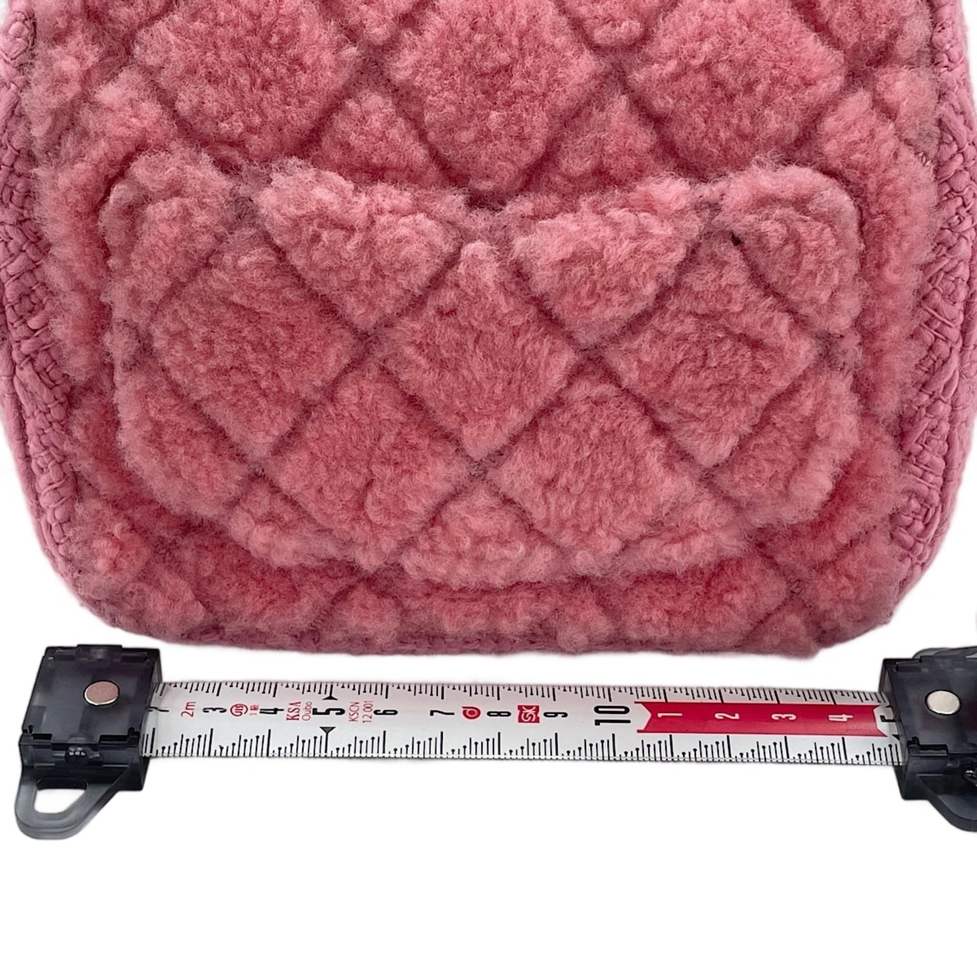 Chanel Pink Shoulder Bag (Pre-Owned)