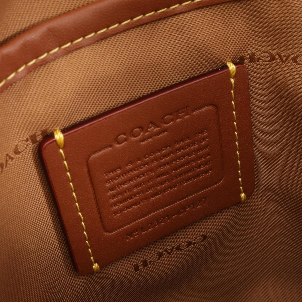 Coach Ivory Leather Fanny Pack Handbag (Pre-Owned)