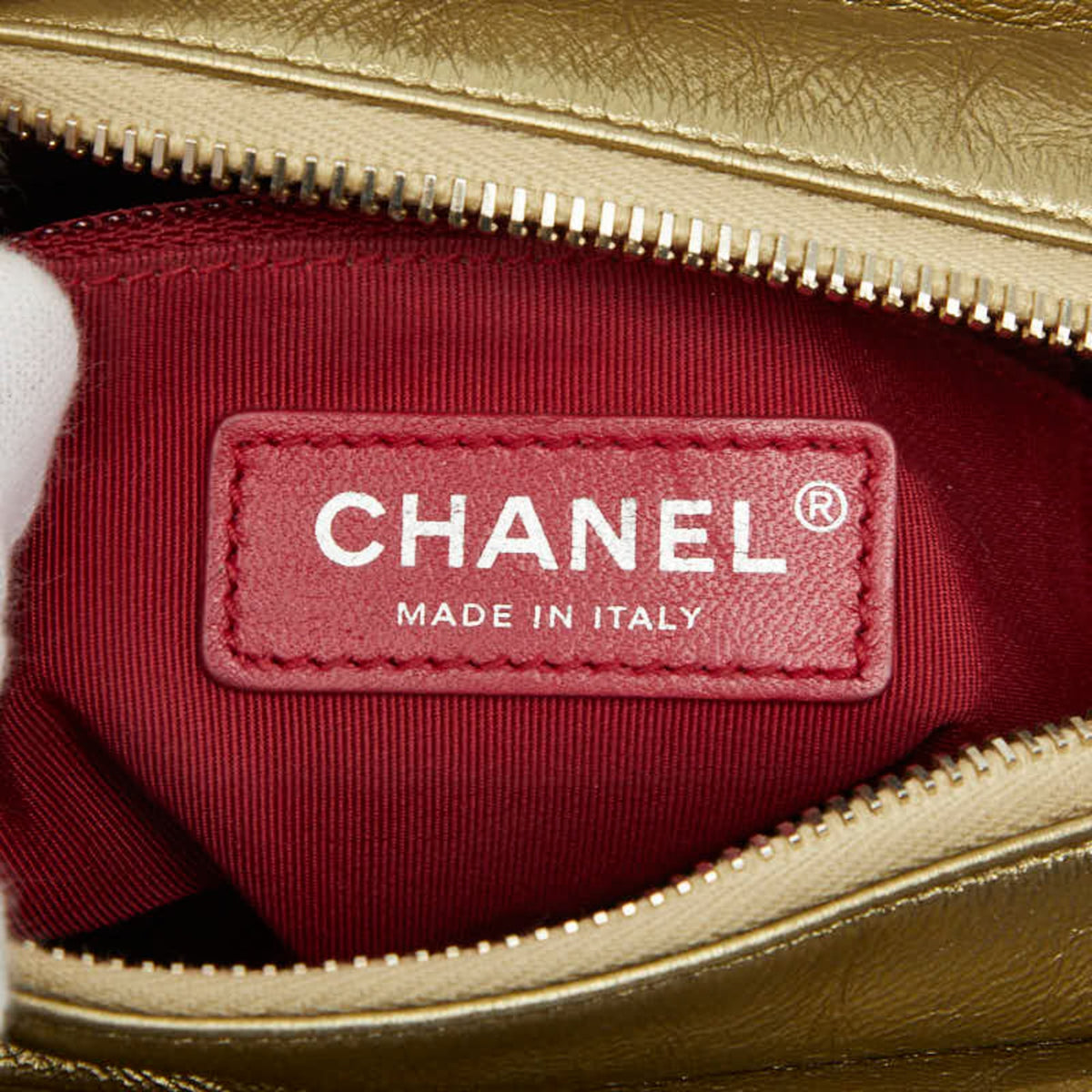 Chanel Gold Leather Shoulder Bag (Pre-Owned)