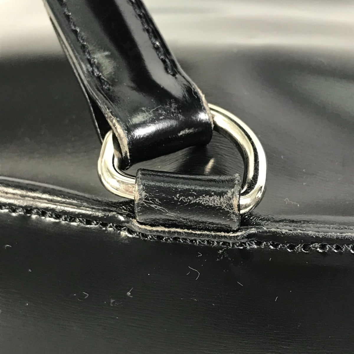 Cartier Black Leather Shoulder Bag (Pre-Owned)