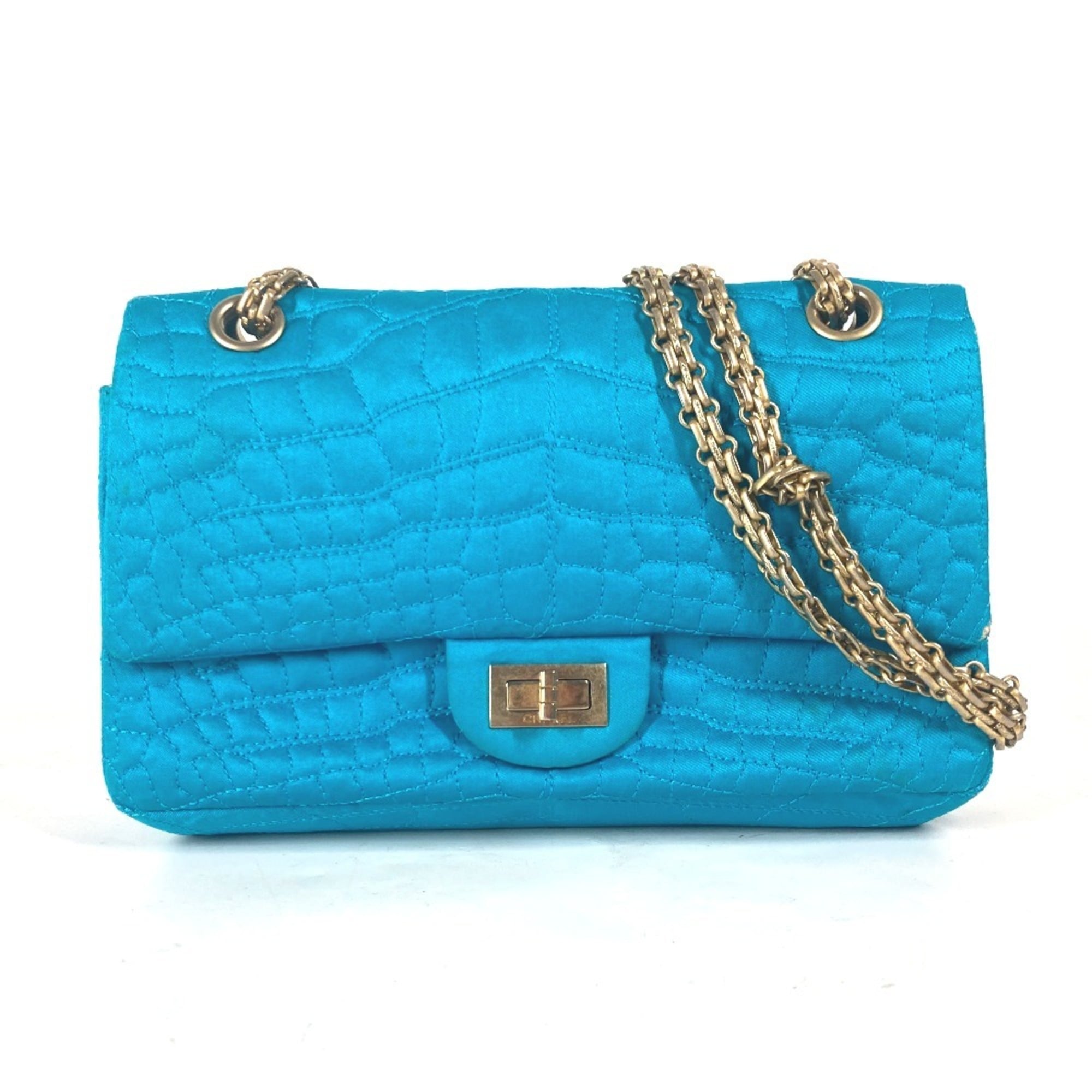 Chanel Blue Nylon Shoulder Bag (Pre-Owned)