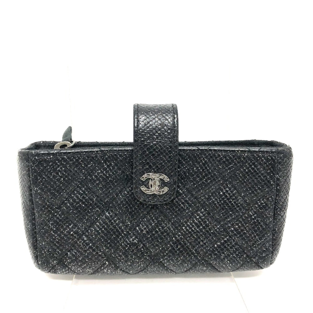 Chanel Black Leather Pouch (Pre-Owned)