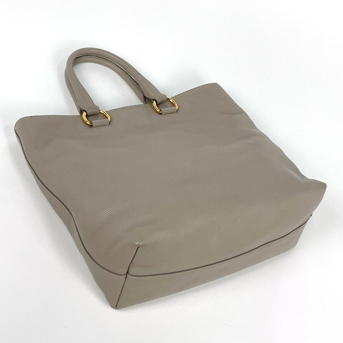 Prada Beige Leather Handbag (Pre-Owned)