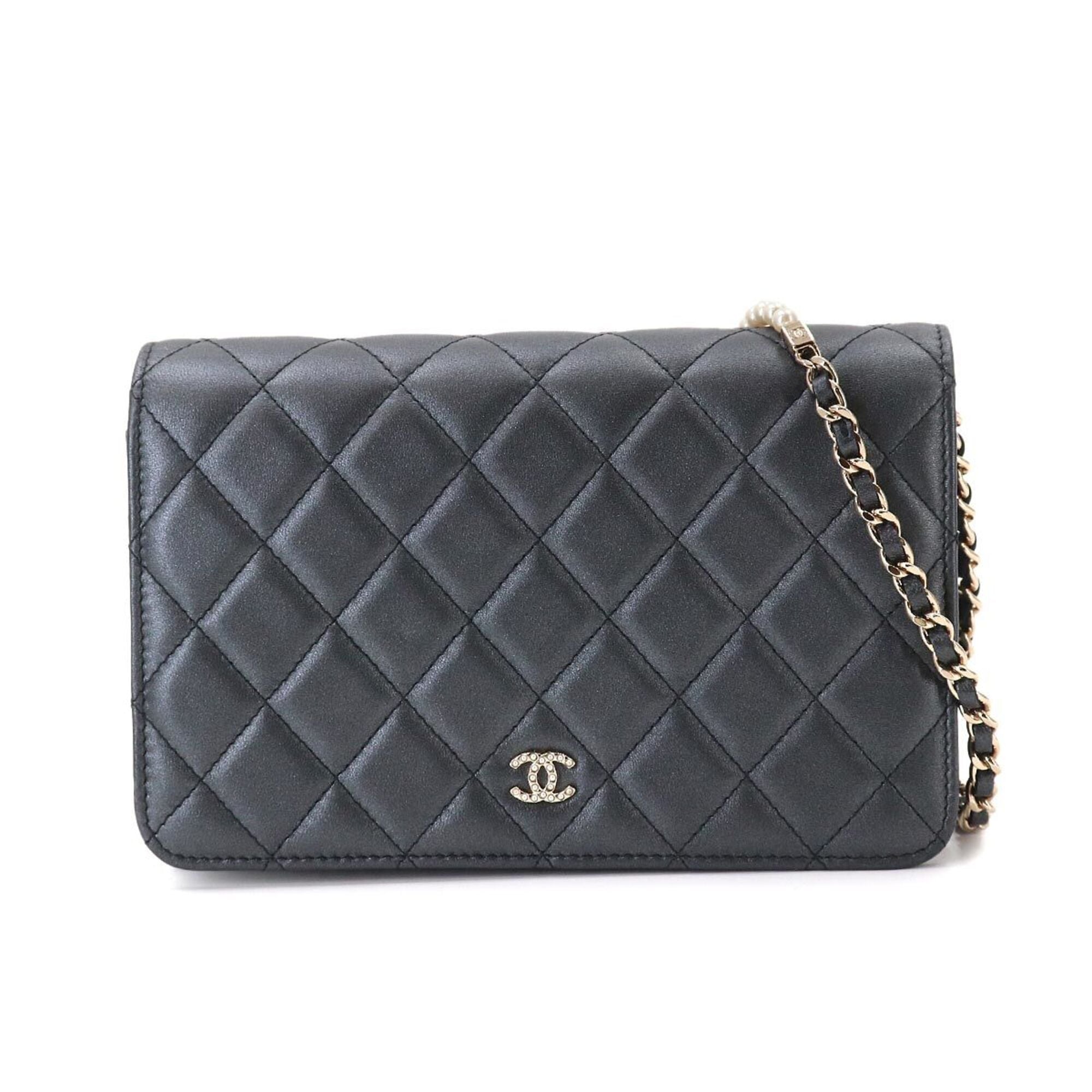 Chanel Matelasse Metallic Gray Leather Chain/Shoulder Wallet (Pre-Owned)