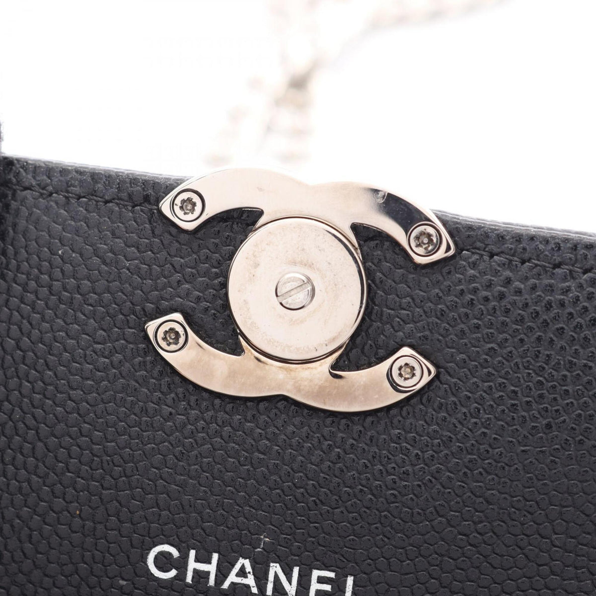 Chanel Black Grained Calfskin Handbag Shoulder Bag (Pre-Owned)