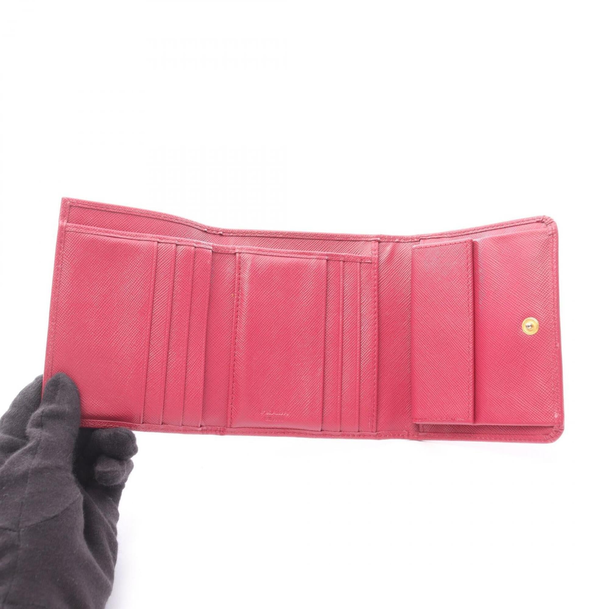 Prada Pink Leather Wallet (Tri-Fold) (Pre-Owned)