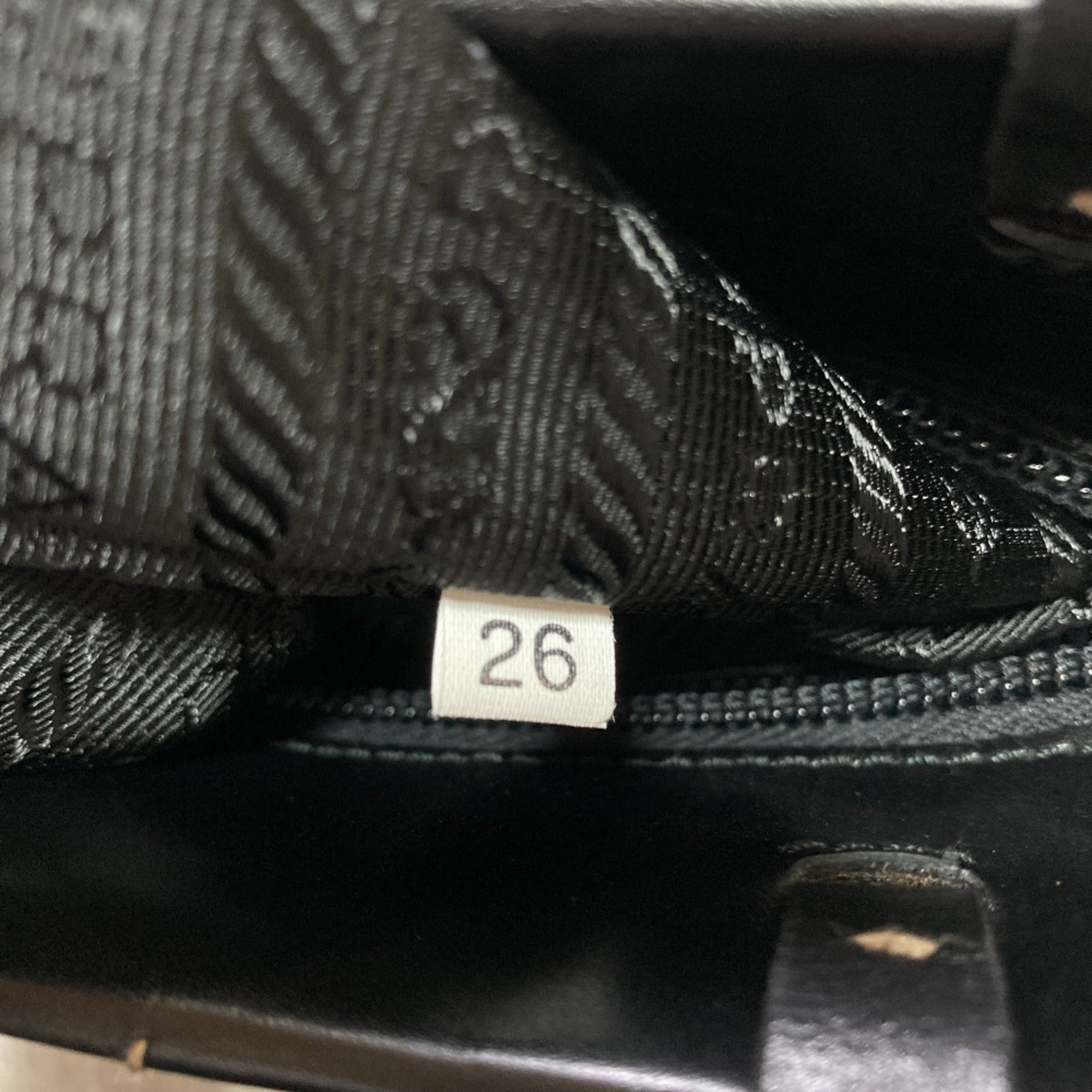 Prada Black Handbag (Pre-Owned)