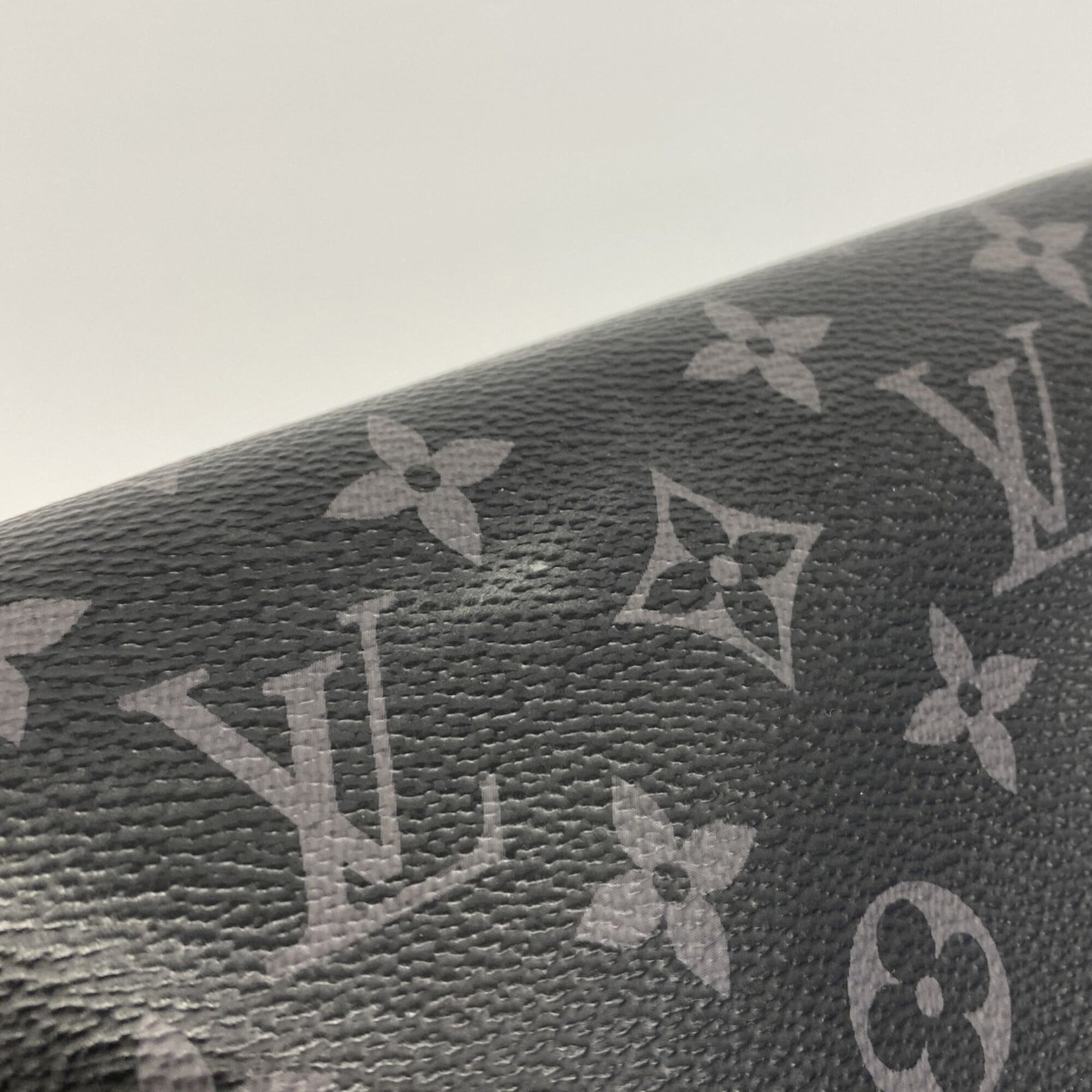 Louis Vuitton Black Shoulder Bag (Pre-Owned)