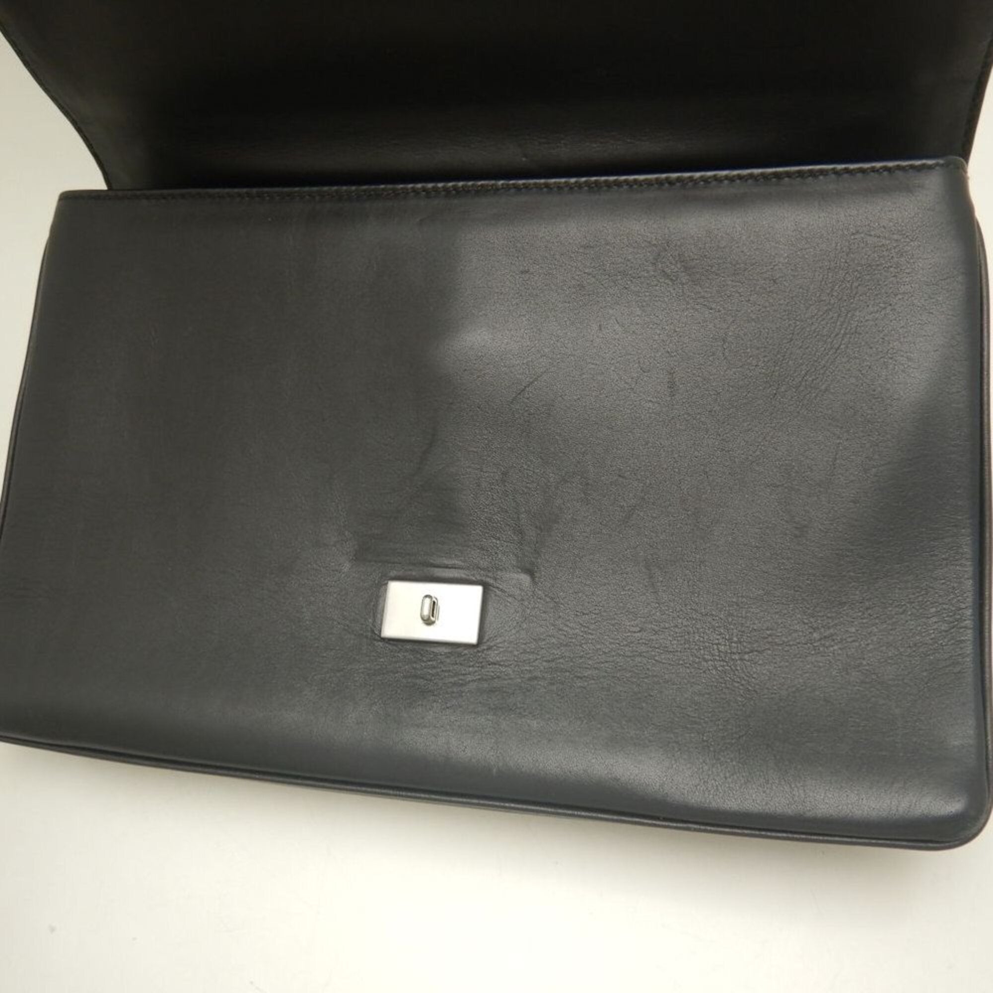 Prada Nero Leather Shoulder Bag (Pre-Owned)