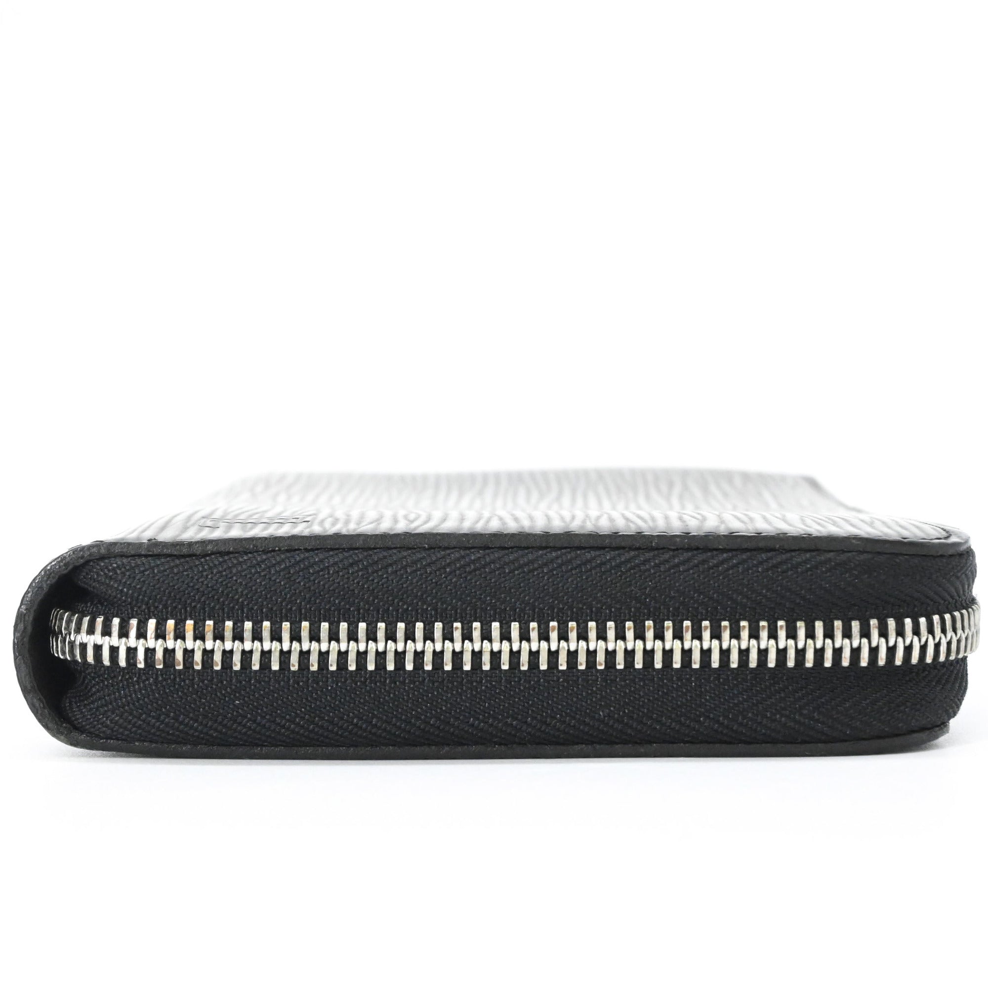 Louis Vuitton Black Epi Leather Long Wallet (Bi-Fold) (Pre-Owned)