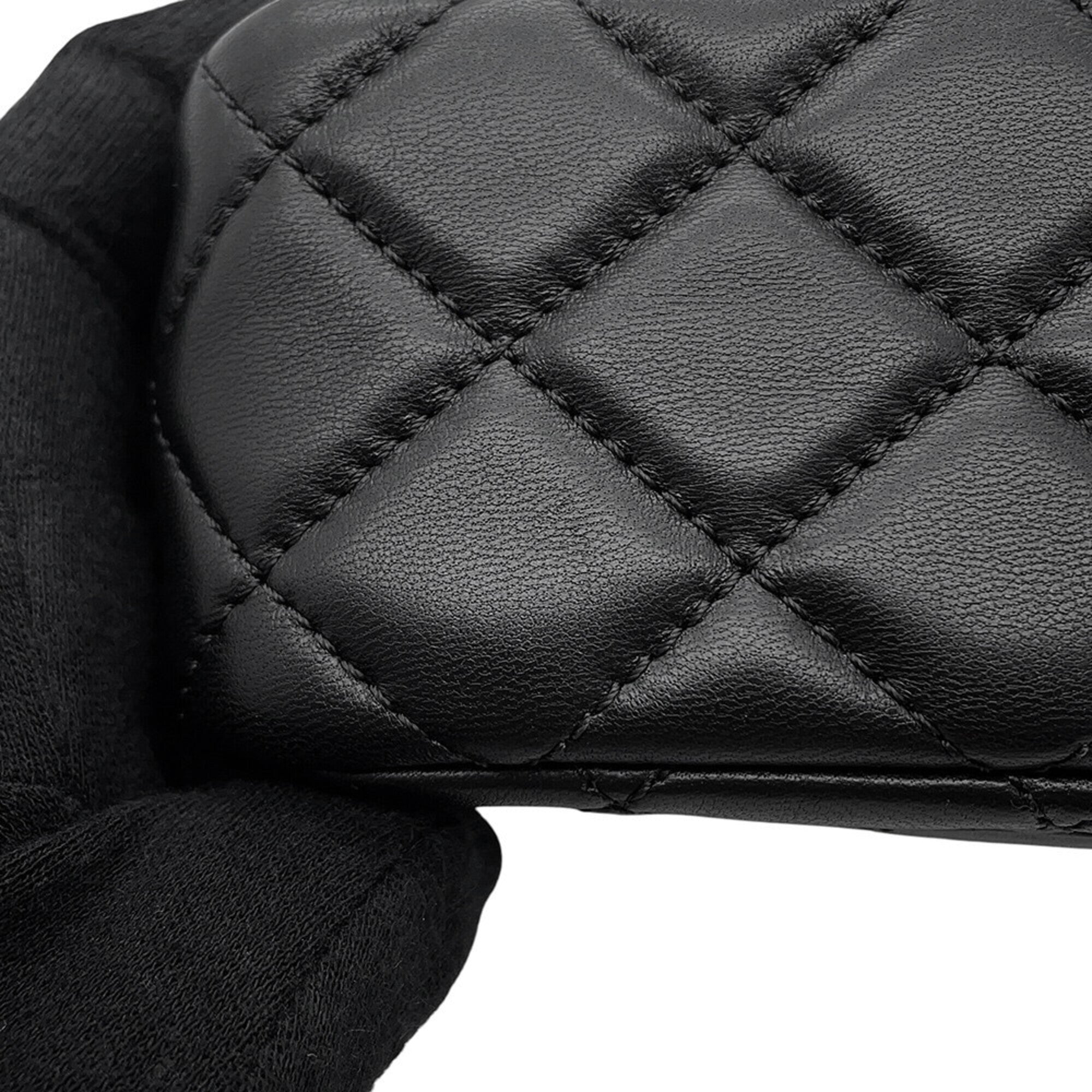 Chanel Black Leather Handbag Shoulder Bag (Pre-Owned)