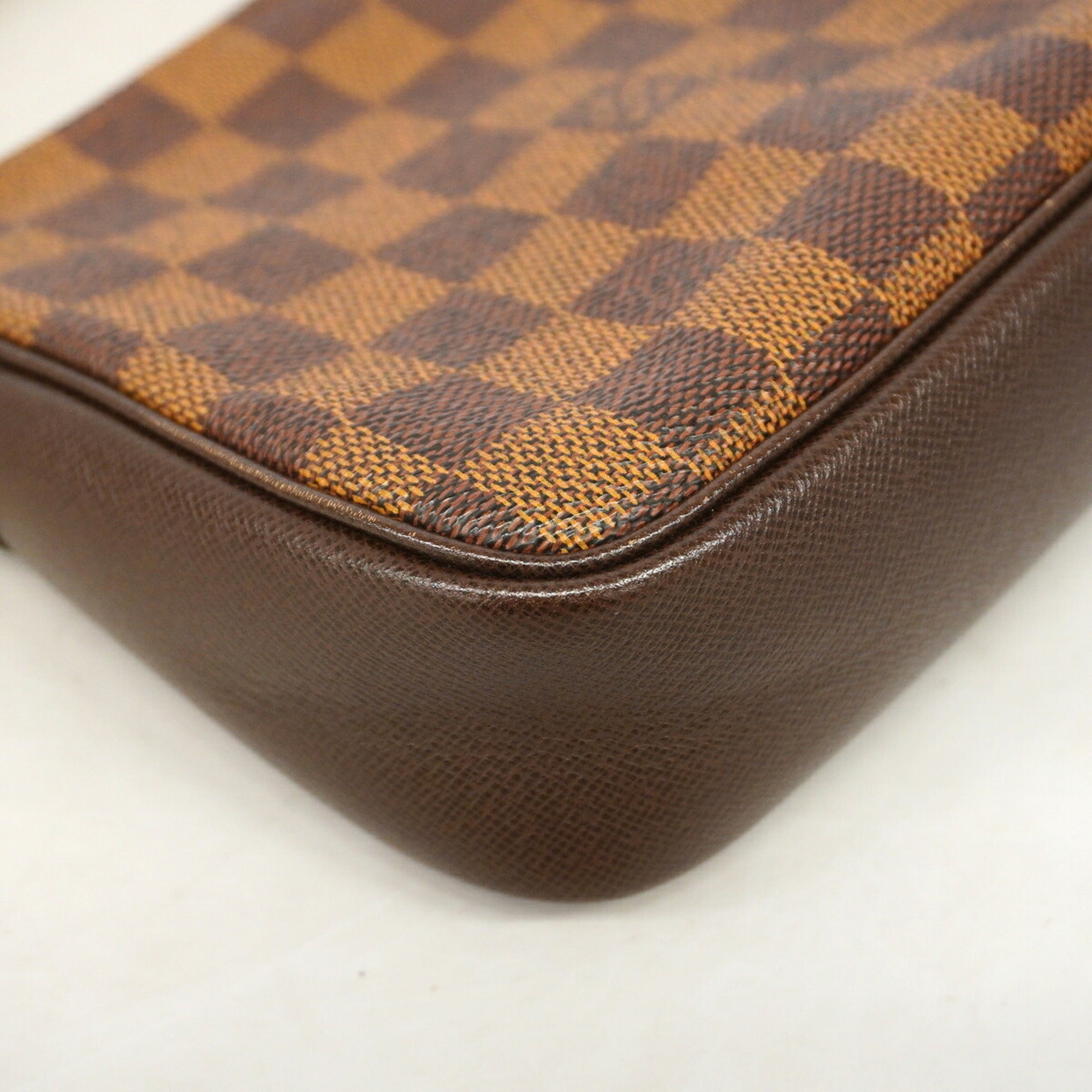 Louis Vuitton Ebene Pouch (Pre-Owned)