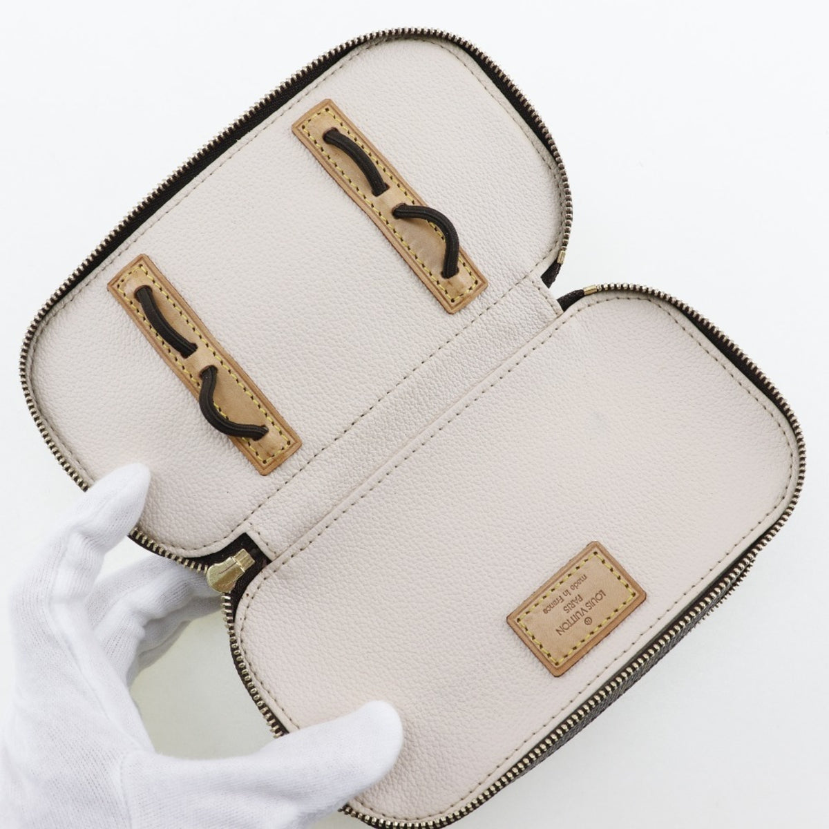 Louis Vuitton Monogram Brown Monogram Pouch (Pre-Owned)