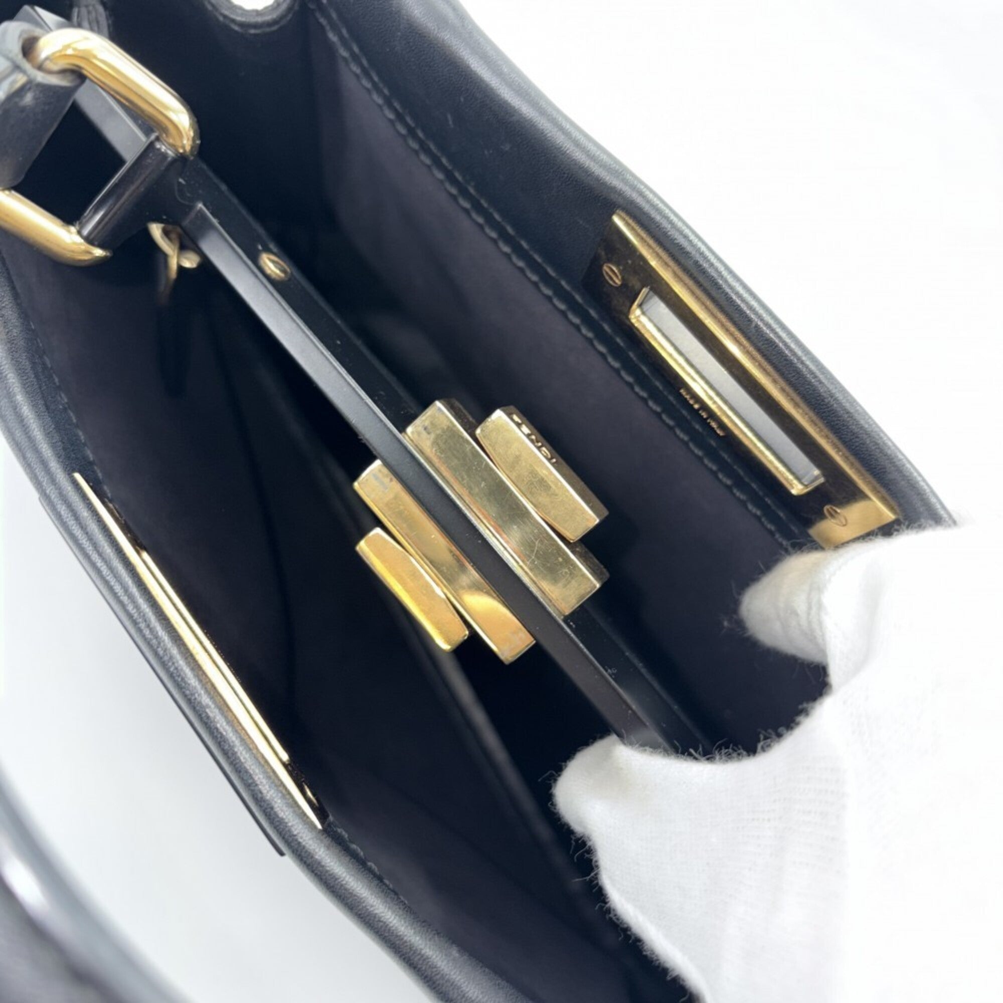 Fendi Peekaboo Black Leather Handbag Shoulder Bag (Pre-Owned)