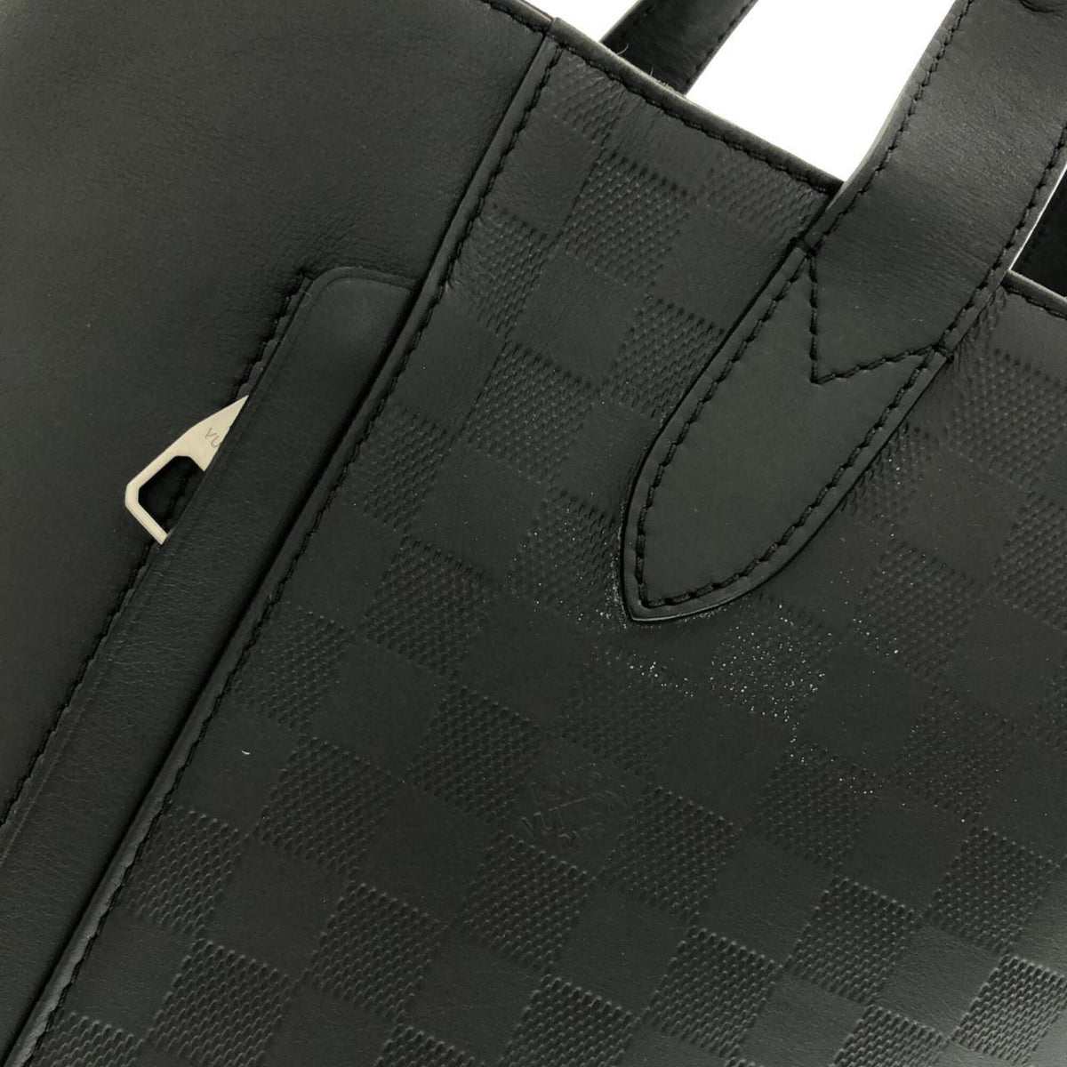 Louis Vuitton Onyx Leather Handbag (Pre-Owned)