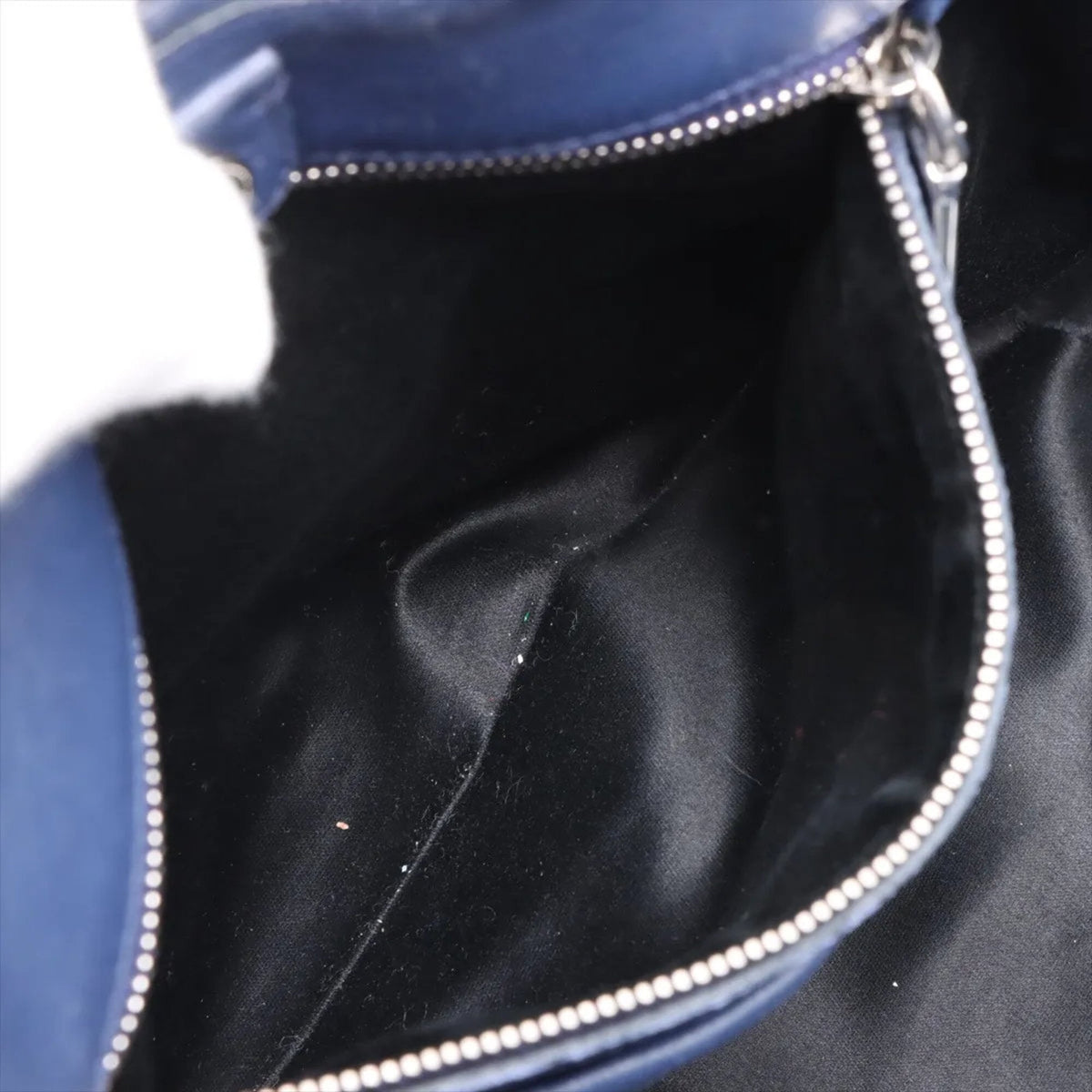 Miu Miu Matelasse Navy Leather Shoulder Bag (Pre-Owned)