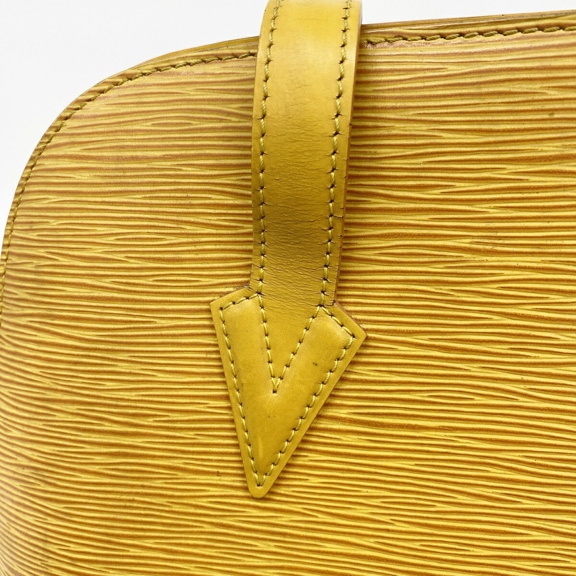 Louis Vuitton Jaune Shoulder Bag (Pre-Owned)