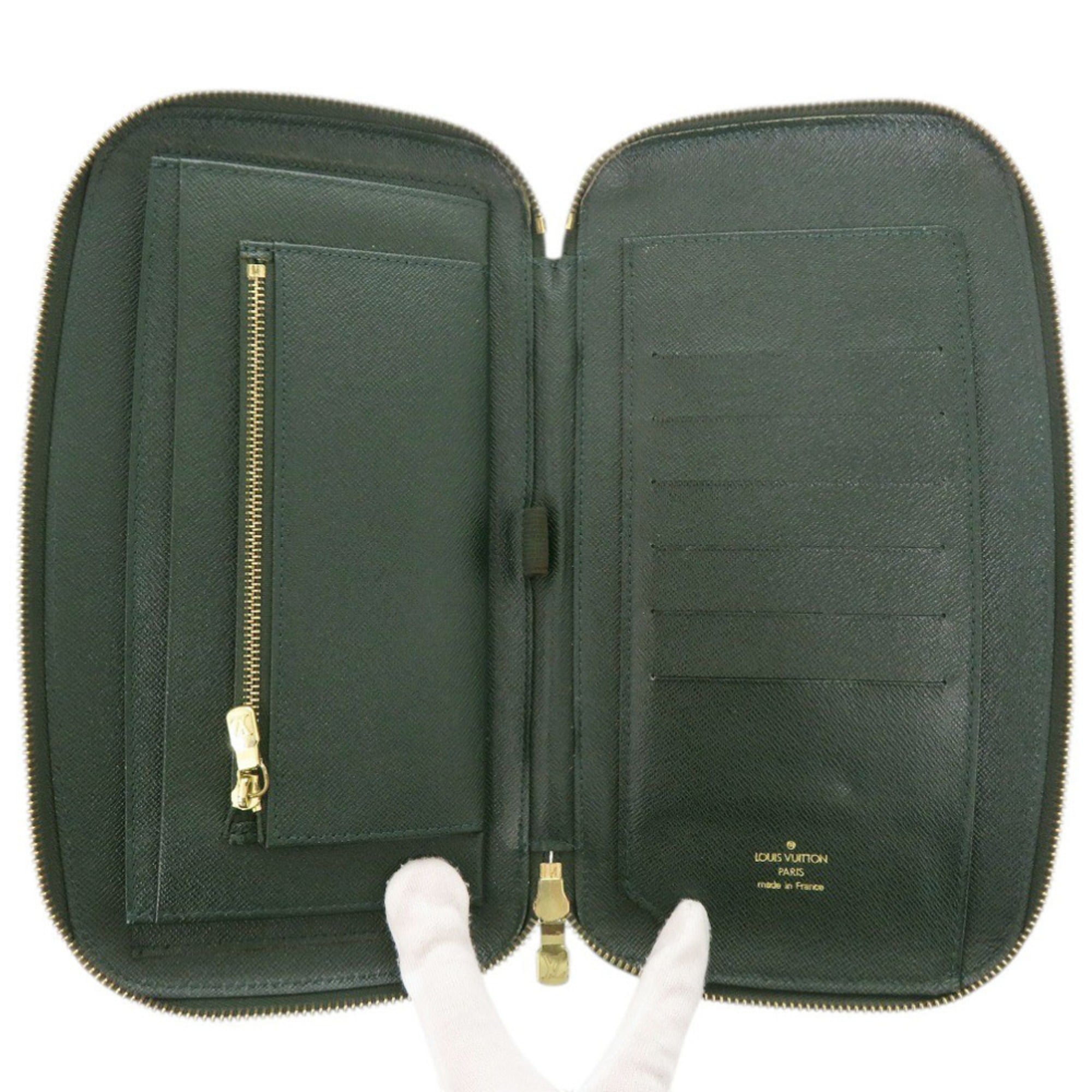 Louis Vuitton Episea Green Taiga Leather Long Wallet (Bi-Fold) (Pre-Owned)