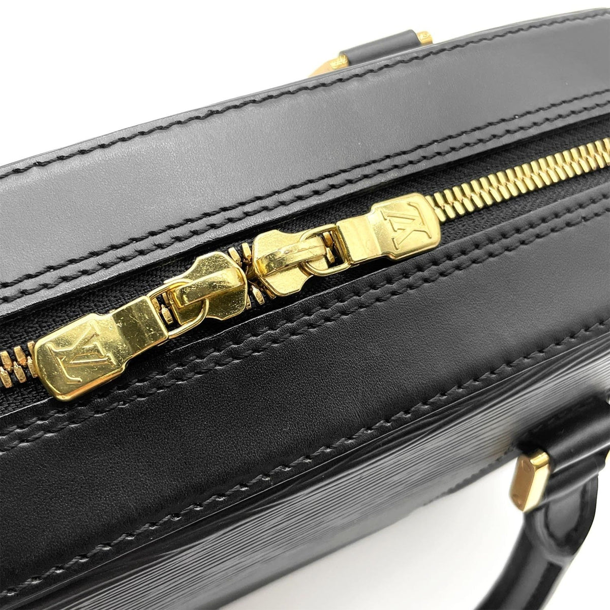 Louis Vuitton Black Noir Epi Leather Handbag (Pre-Owned)