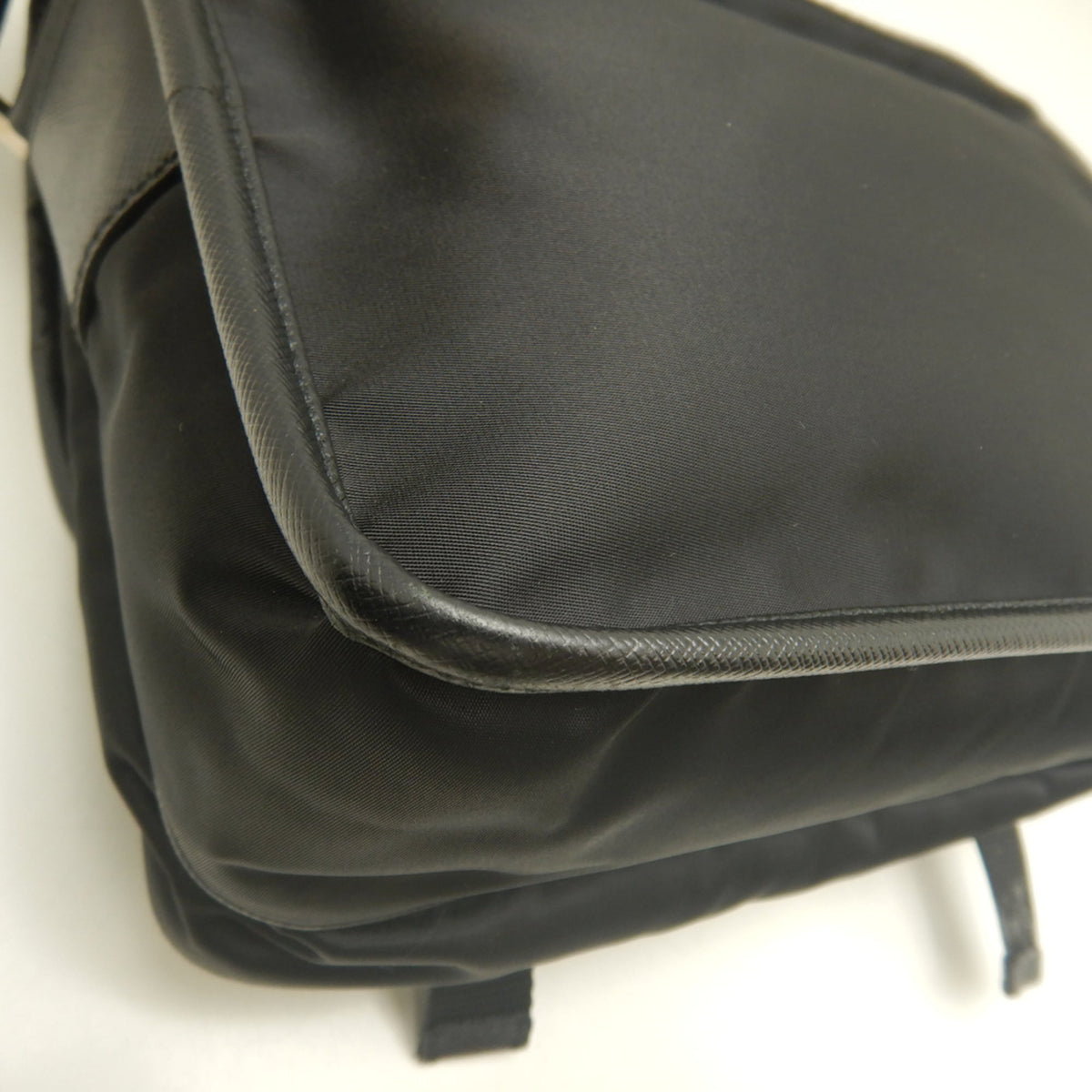 Prada Saffiano Nero Leather Shoulder Bag (Pre-Owned)