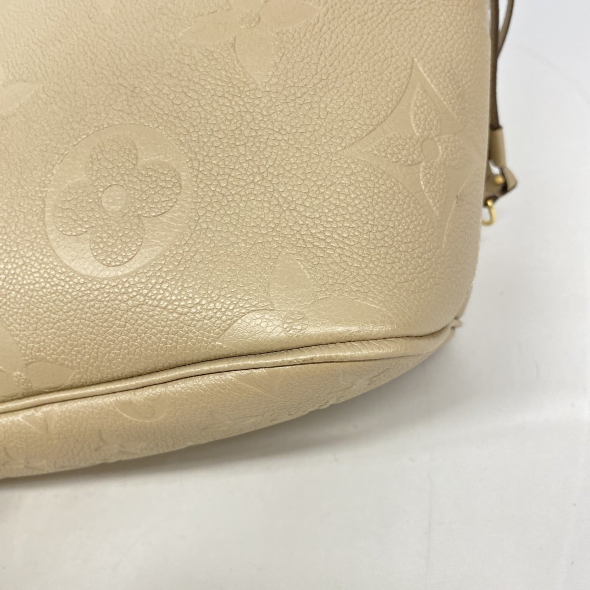 Louis Vuitton Tourterelle Tote Bag (Pre-Owned)