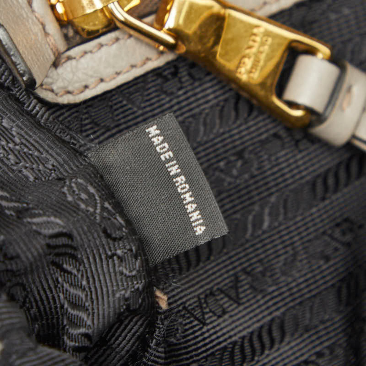 Prada Gray Leather Shoulder Bag (Pre-Owned)
