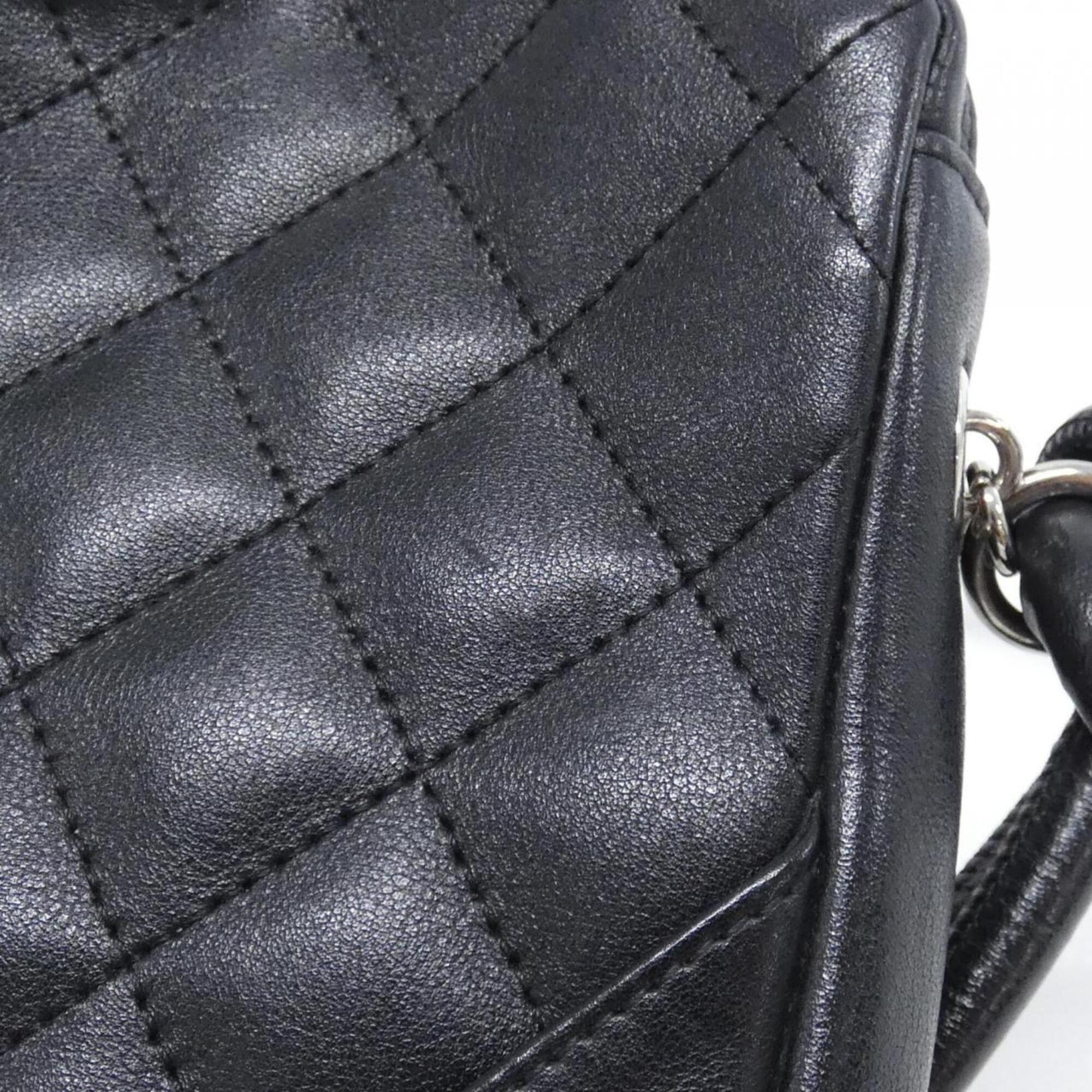 Chanel Black Leather Shoulder Bag (Pre-Owned)