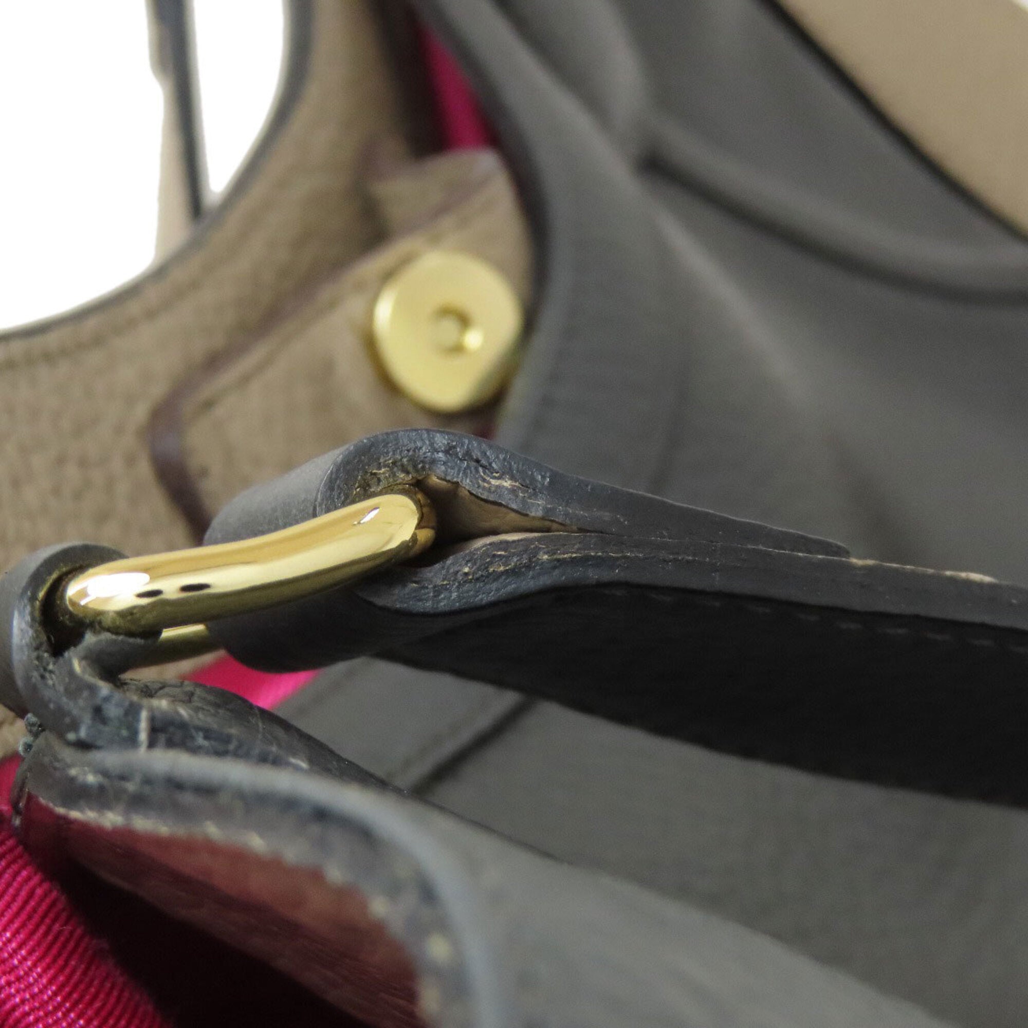 A.D.M.J Gray Leather Handbag (Pre-Owned)