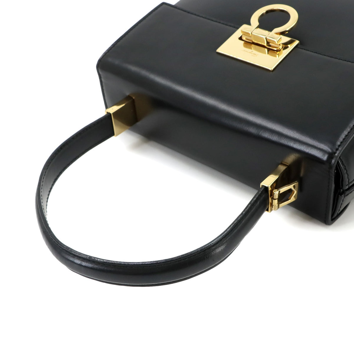 Salvatore Ferragamo Black Leather Handbag (Pre-Owned)