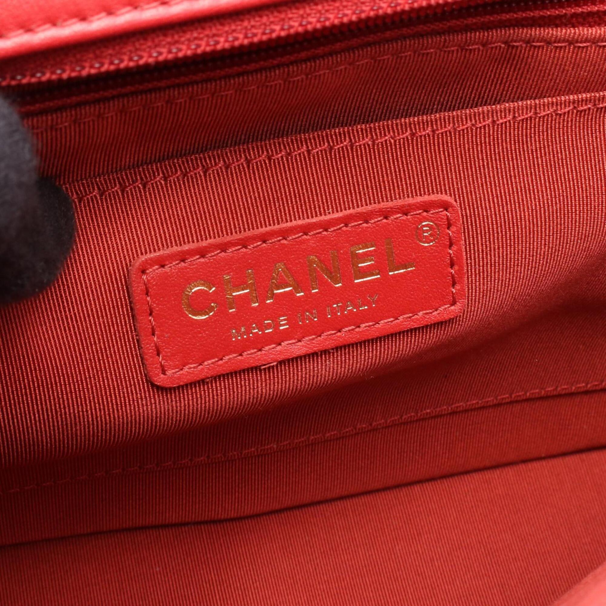Chanel Red Color Leather Handbag Shoulder Bag (Pre-Owned)