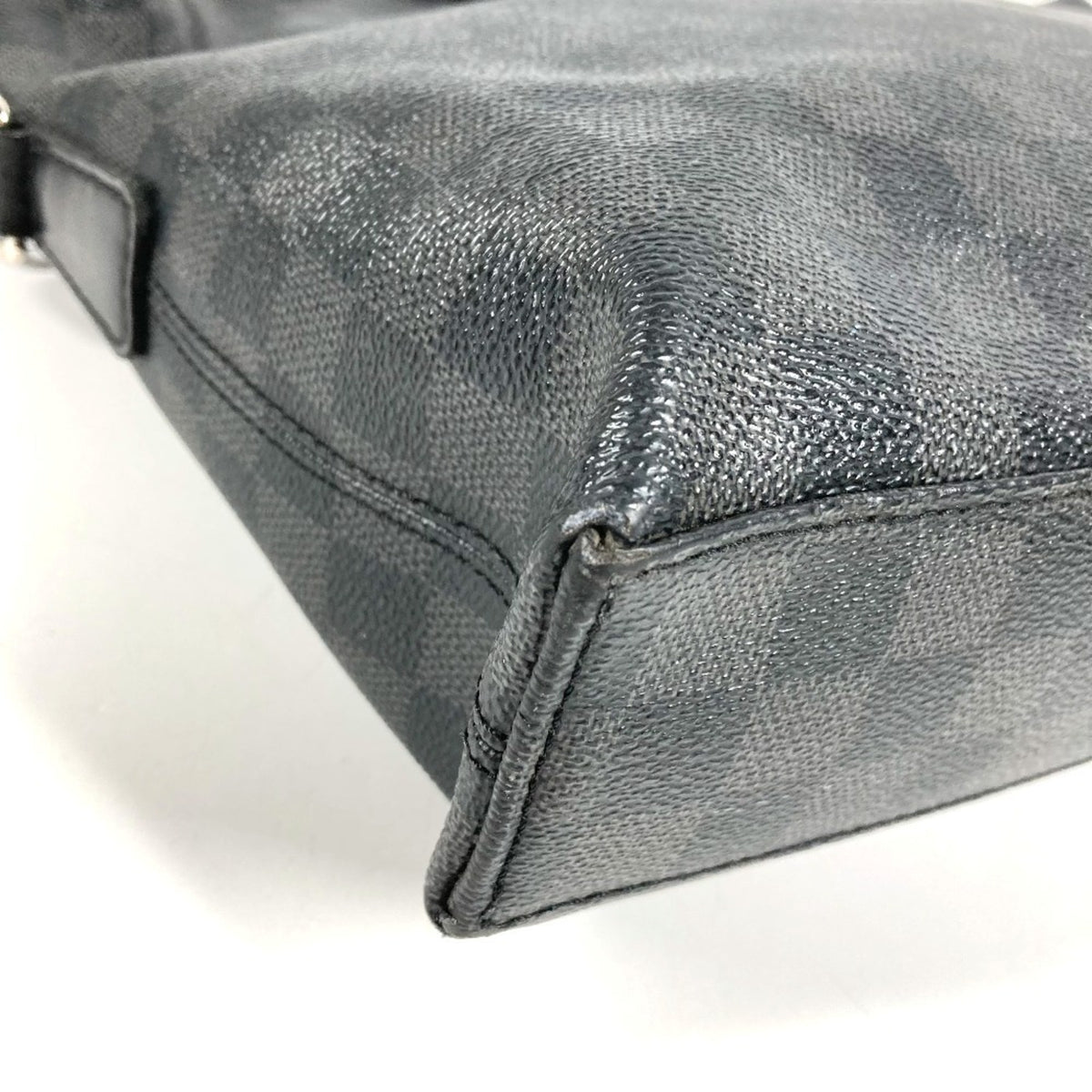 Louis Vuitton Black Damier Graphite Briefcase Handbag (Pre-Owned)